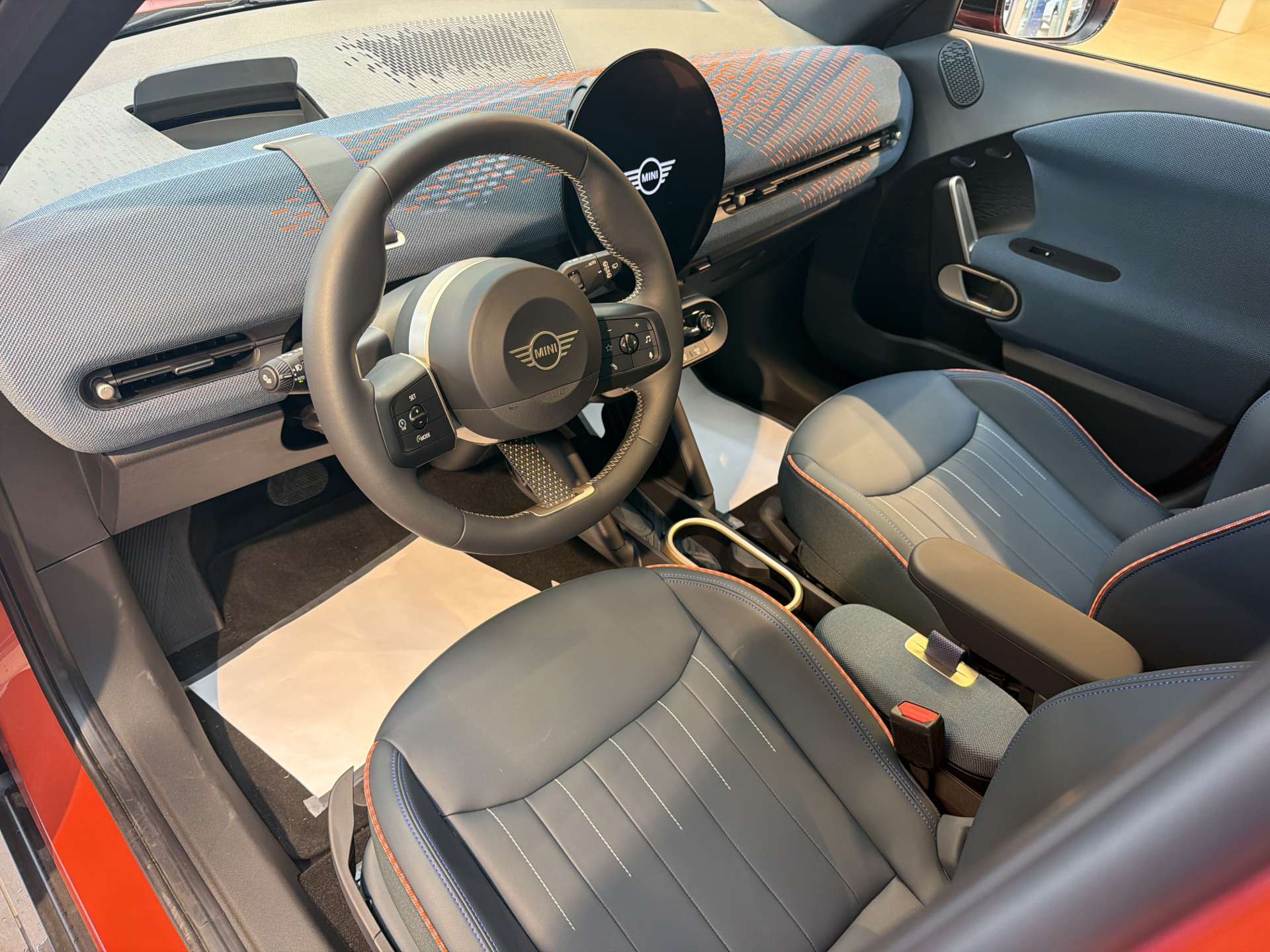 MINI Aceman SE Automat 49.2kWh-image-5