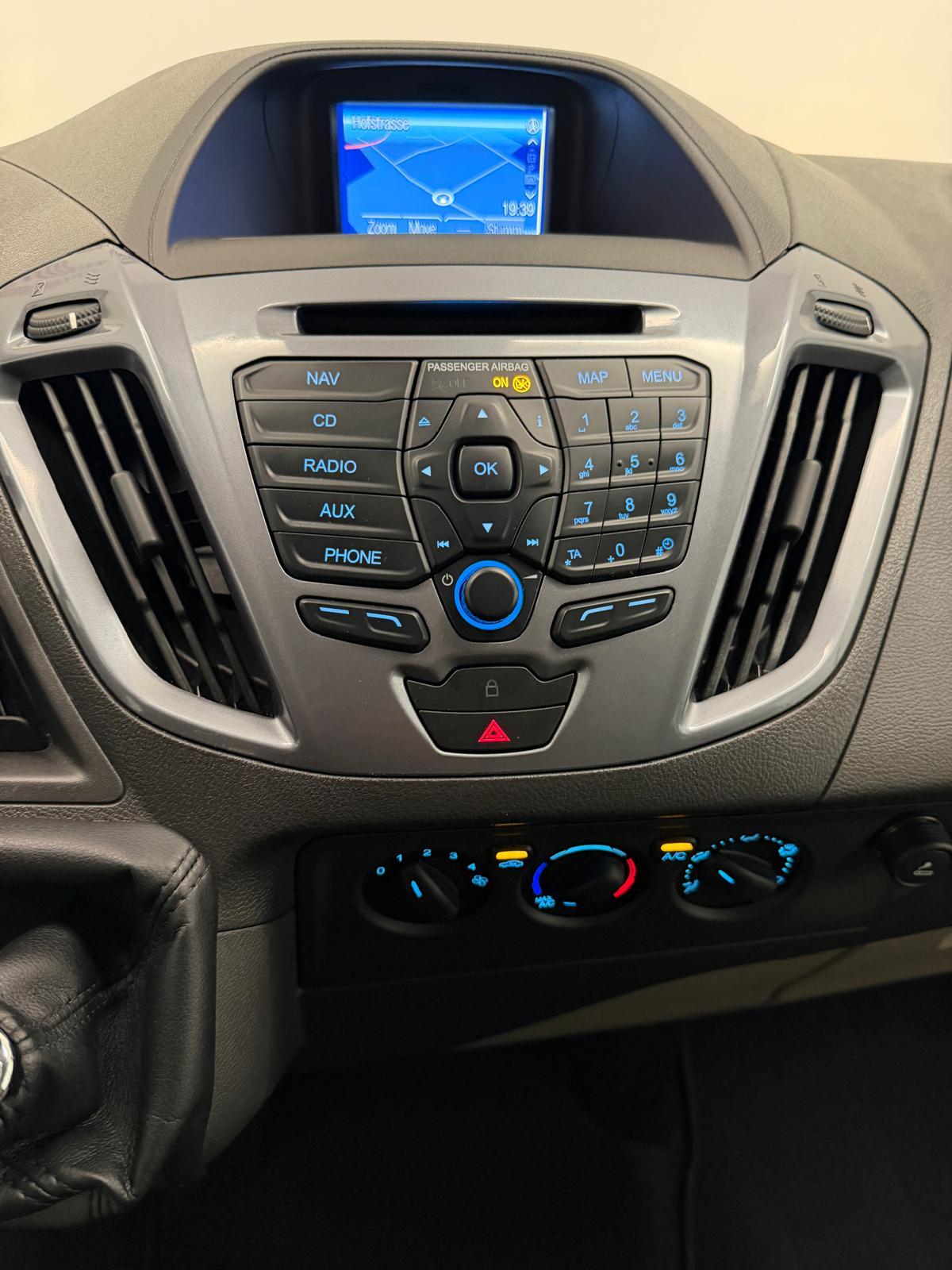 FORD Tourneo C Bus 310 L1 2.0 TDCi 170 Titanium-image-17
