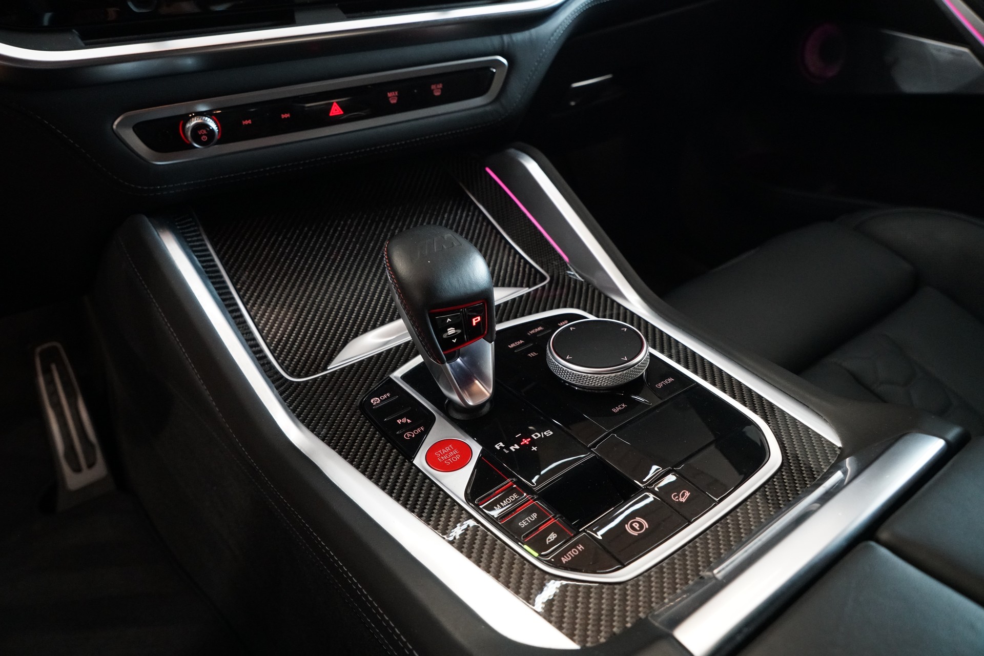 BMW X5M Competition Toronto Rot-image-23