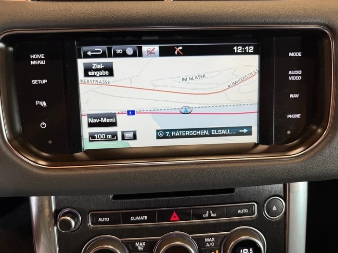 LAND ROVER Range Rover Sport 3.0 TDV6 SE Automatic-image-11