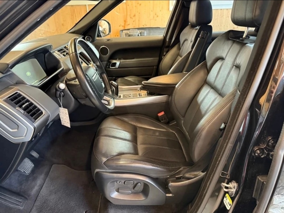 LAND ROVER Range Rover Sport 3.0 TDV6 SE Automatic-image-6