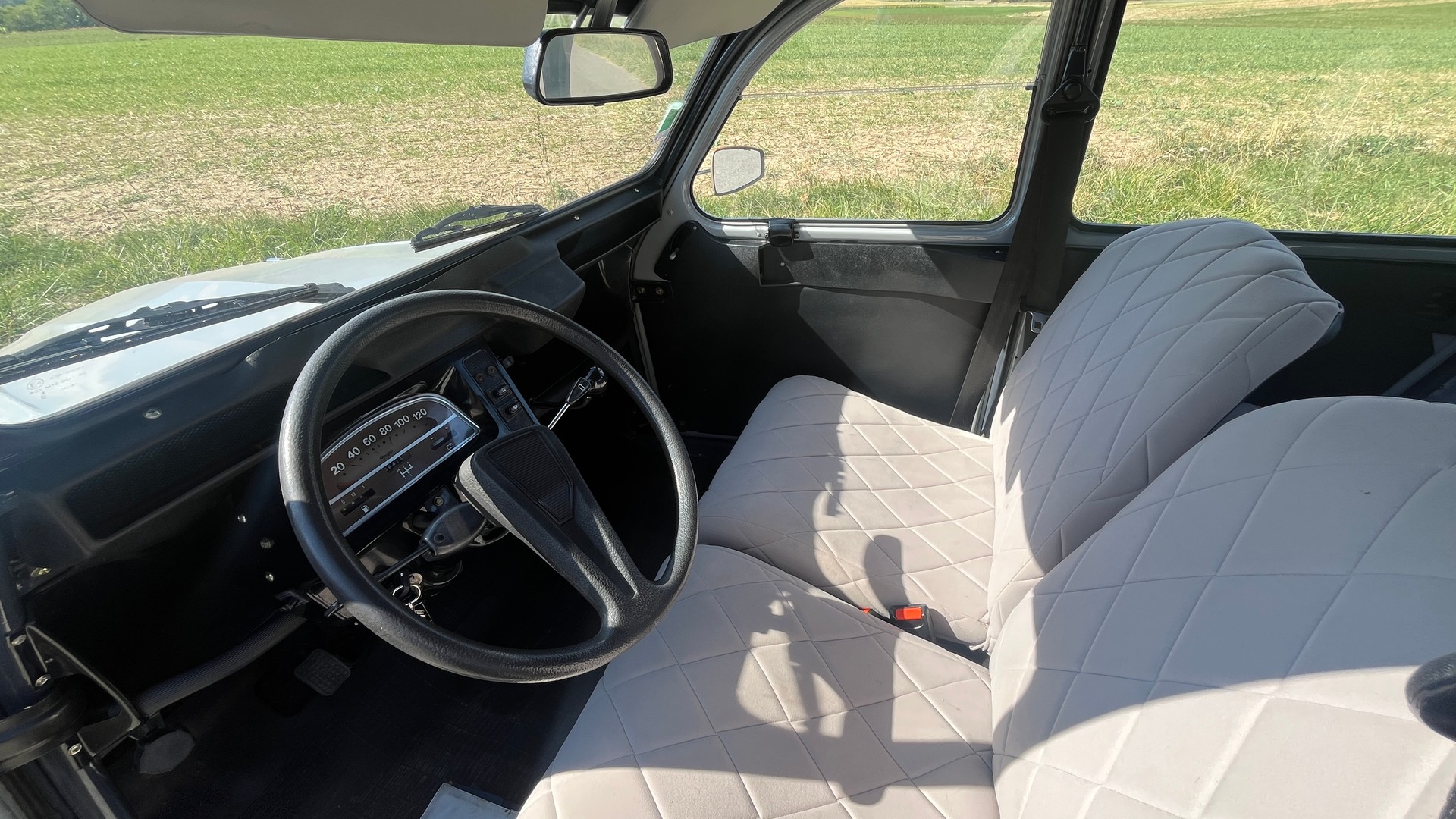 CITROEN 2CV6 Charleston-image-11