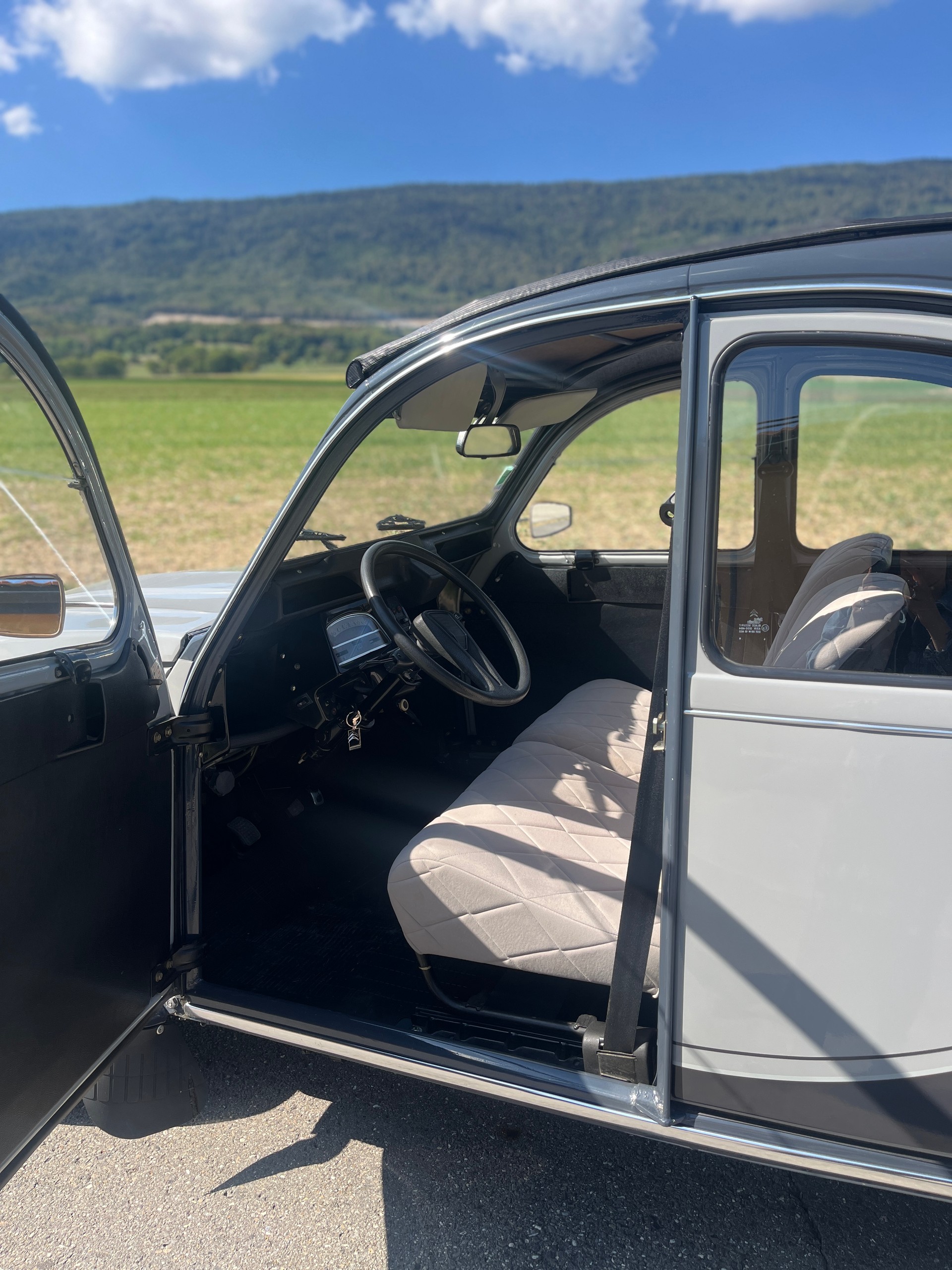 CITROEN 2CV6 Charleston-image-12