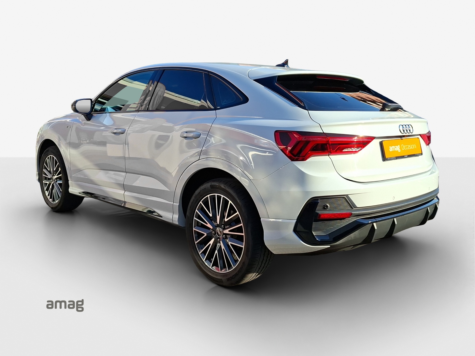 AUDI Q3 Sportback 35 TFSI S line Attraction S-tronic-image-2