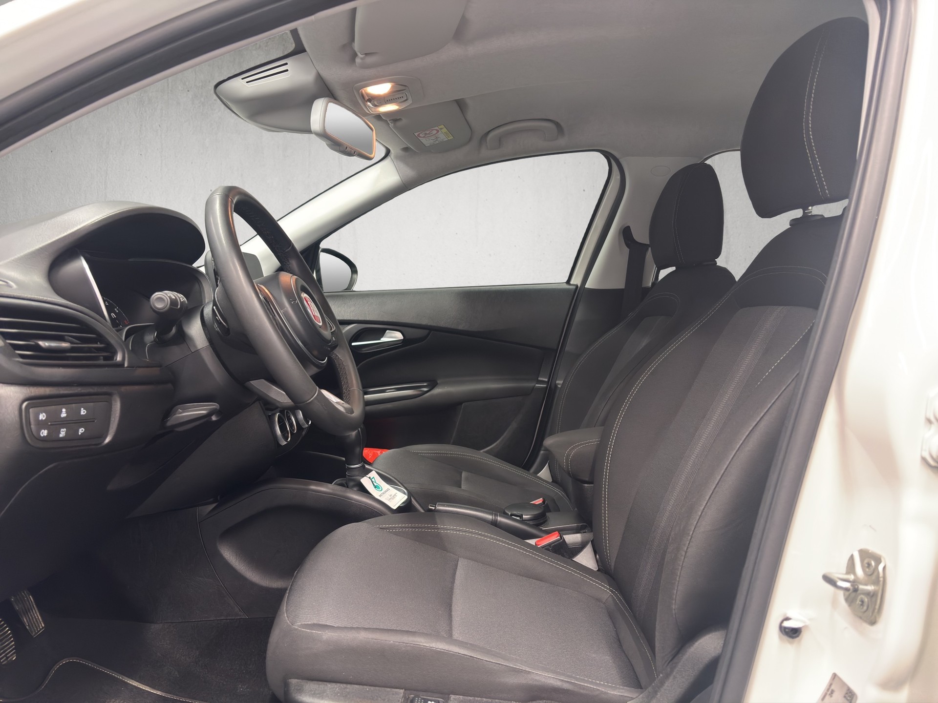 FIAT Tipo 1.0 T3 Station Wagon City Life-image-6