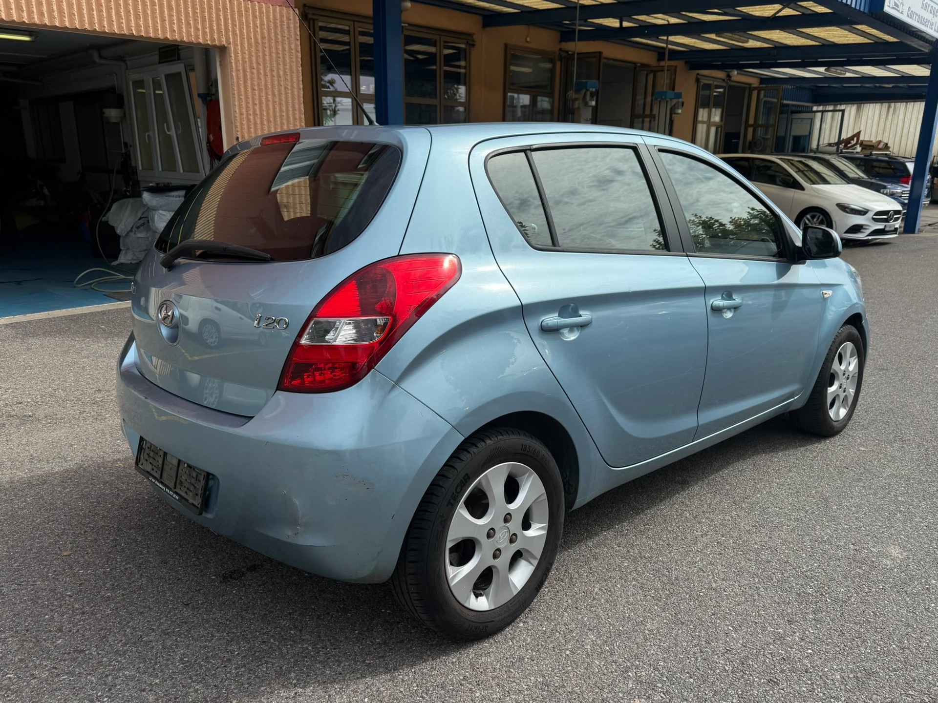 HYUNDAI i20 1.4 Style-image-3