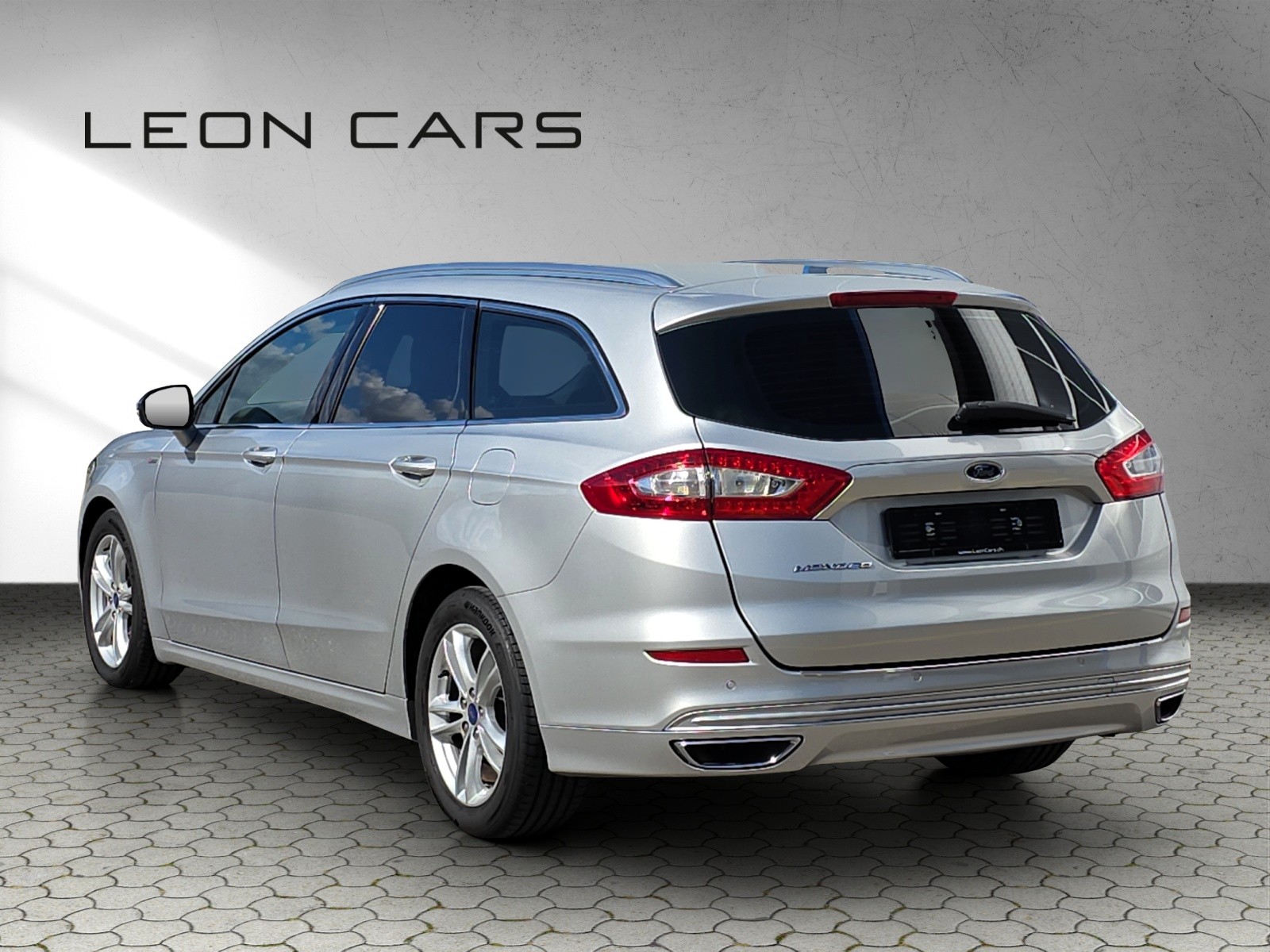FORD Mondeo 2.0 TDCi Trend PowerShift-image-6
