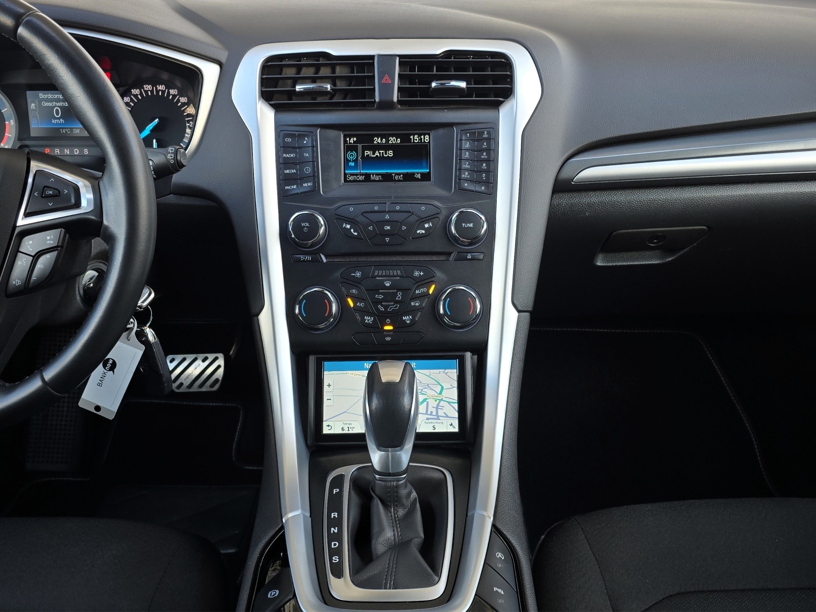 FORD Mondeo 2.0 TDCi Trend PowerShift-image-12