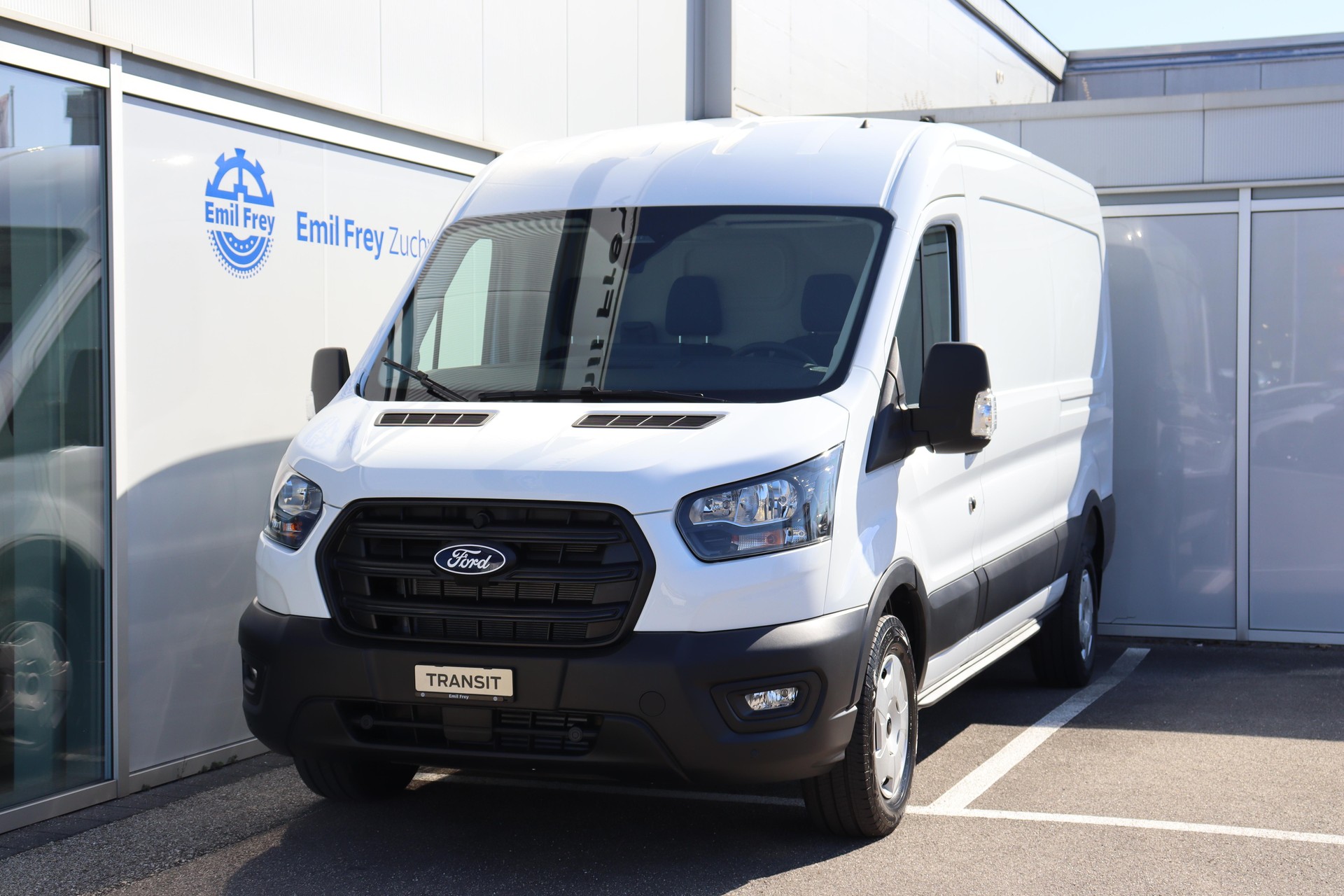 FORD Transit Van 350 L3H2 2.0 EcoBlue 130 Trend-image-0