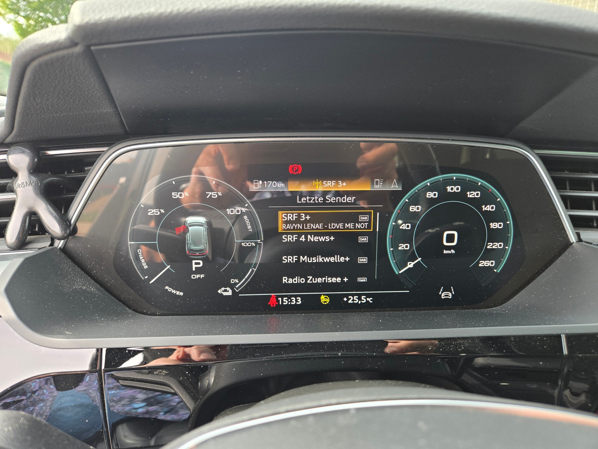 AUDI 55 Advanced quattro-image-2