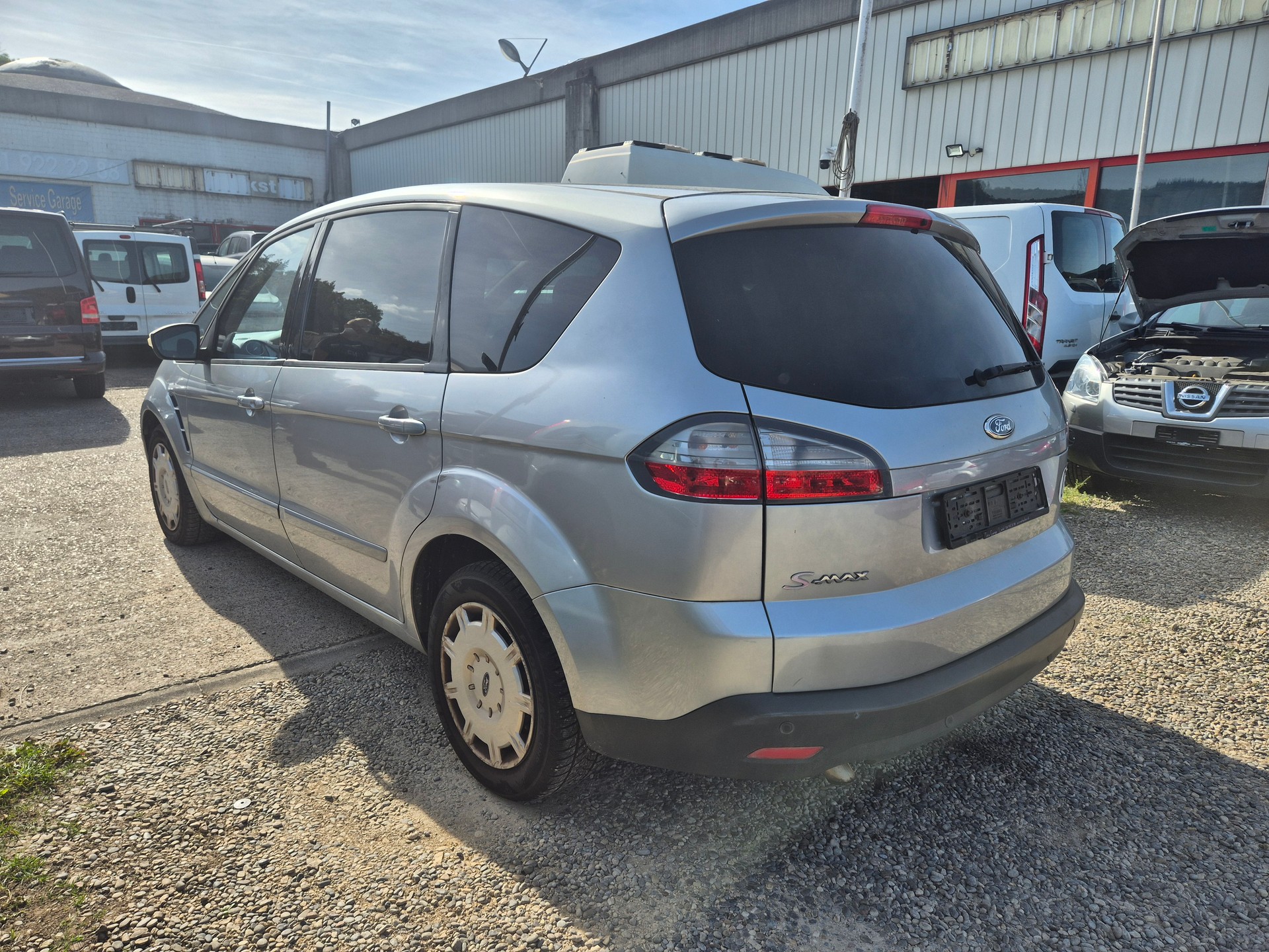 FORD S-Max 2.0 TDCi Ambiente Automatic-image-4