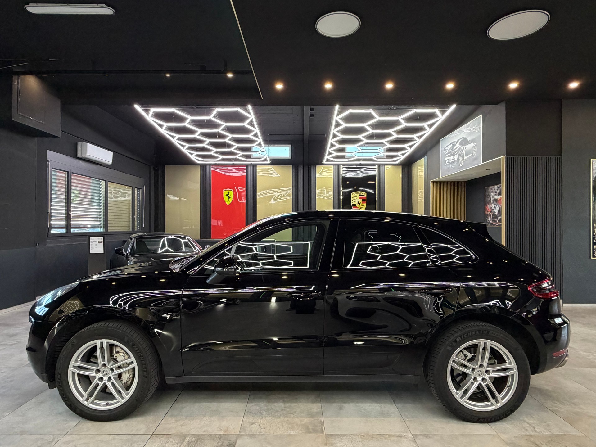PORSCHE Macan S PDK-image-6
