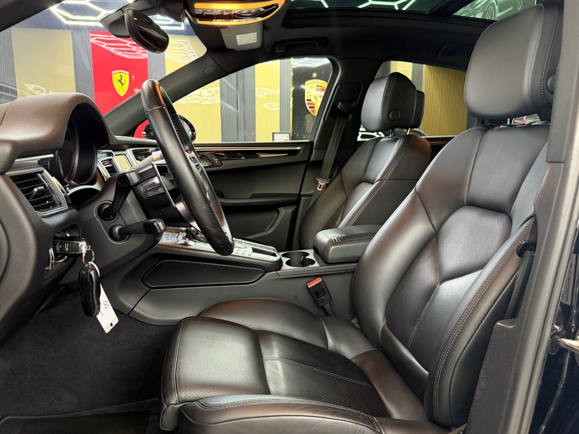 PORSCHE Macan S PDK-image-8