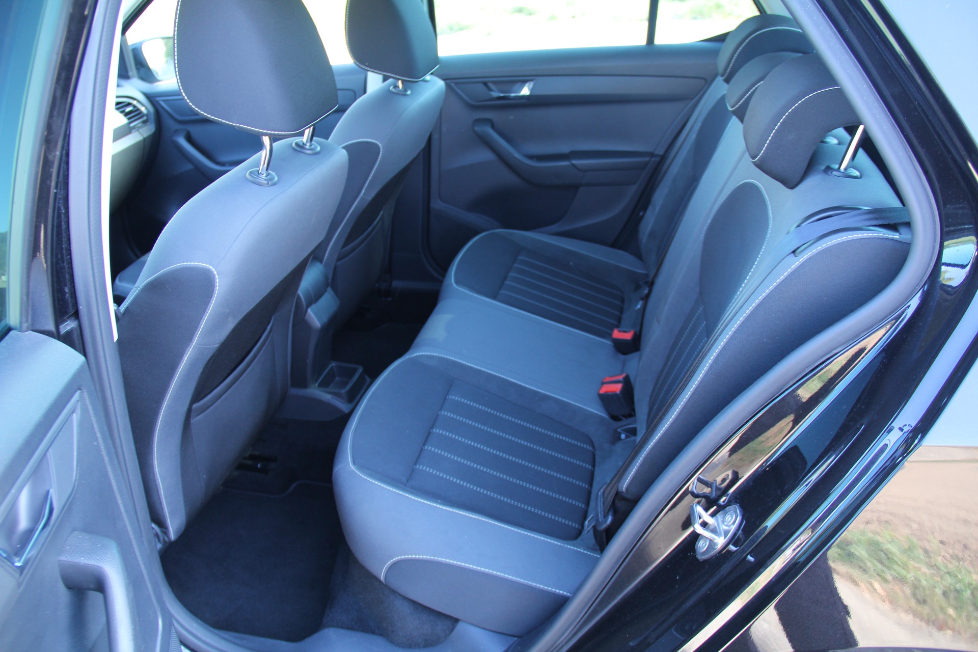 SKODA Fabia 1.0 TSI Style DSG-image-6