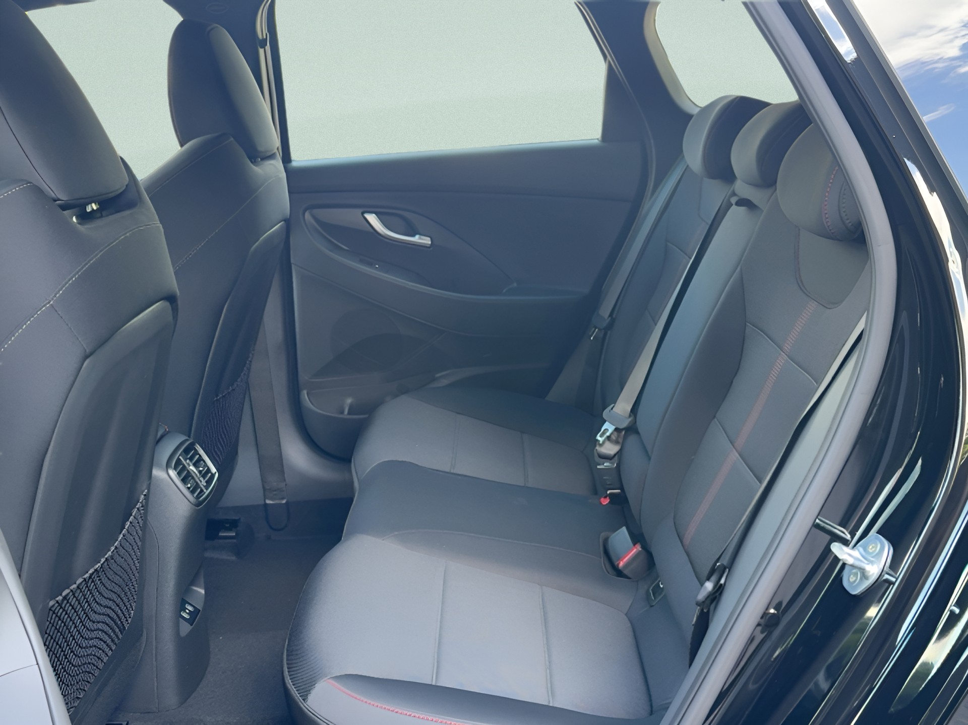 HYUNDAI i30 Wagon 1.6 T-GDi N-Line DCT-image-18