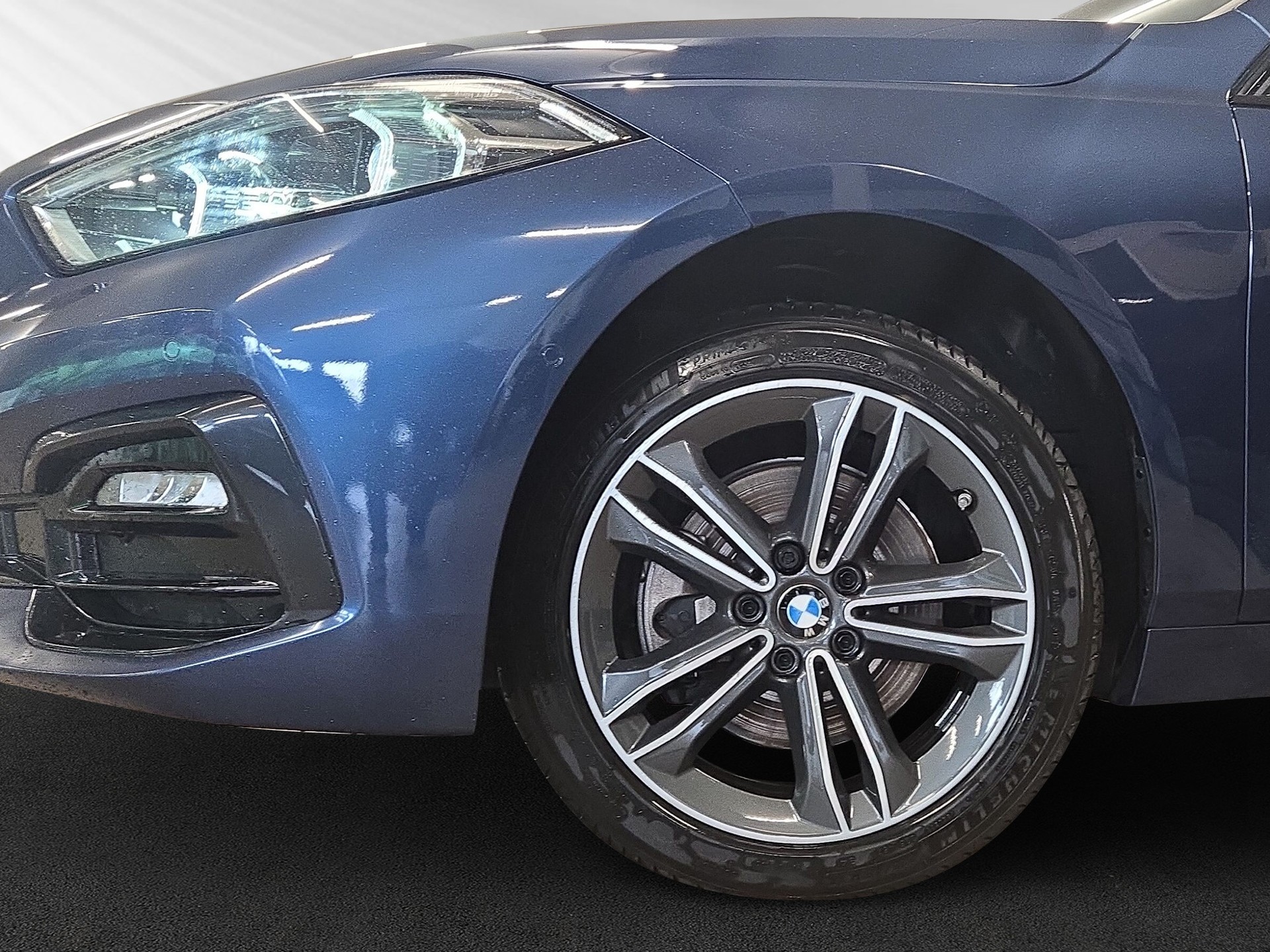 BMW 118i Sport Line Steptronic-image-8