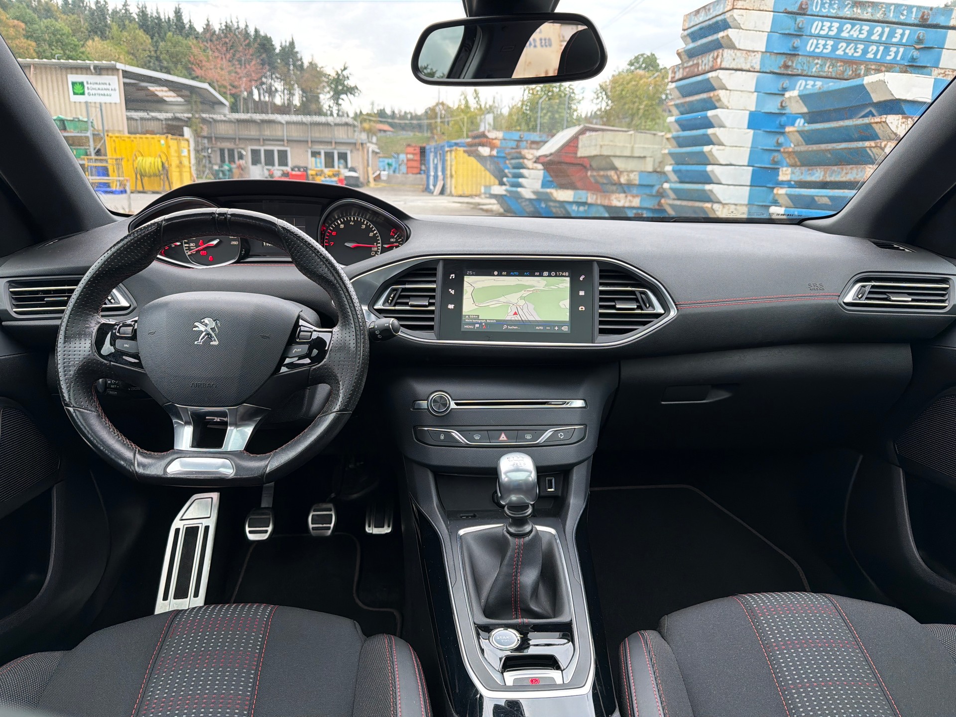 PEUGEOT 308 1.2 Pure Tech GT Line-image-10