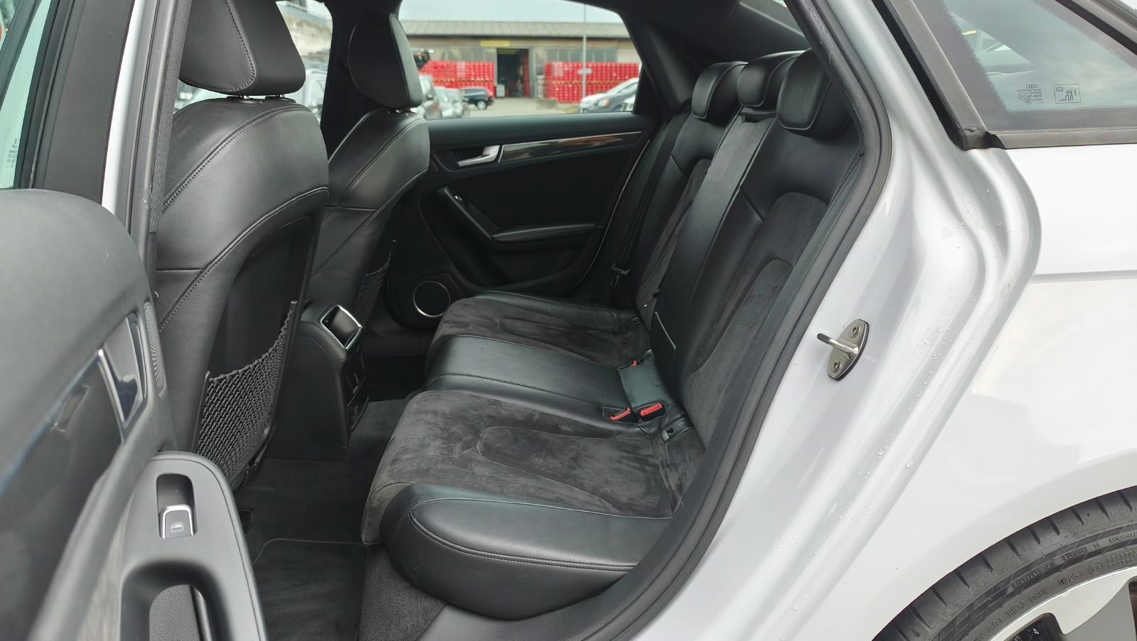 AUDI S4 Limousine 3.0 TFSI quattro S-tronic-image-6