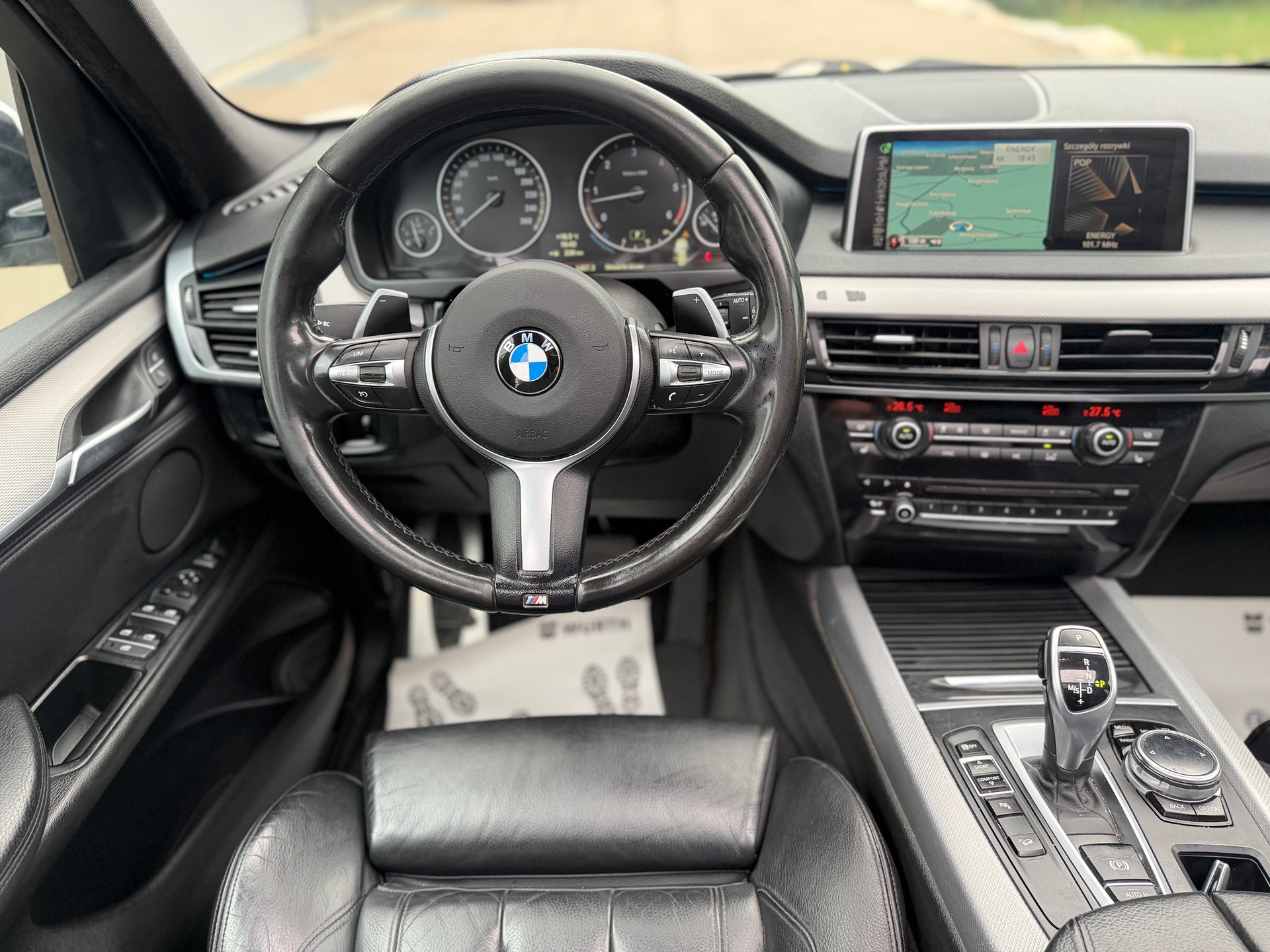 BMW X5 xDrive 40d Steptronic-image-6