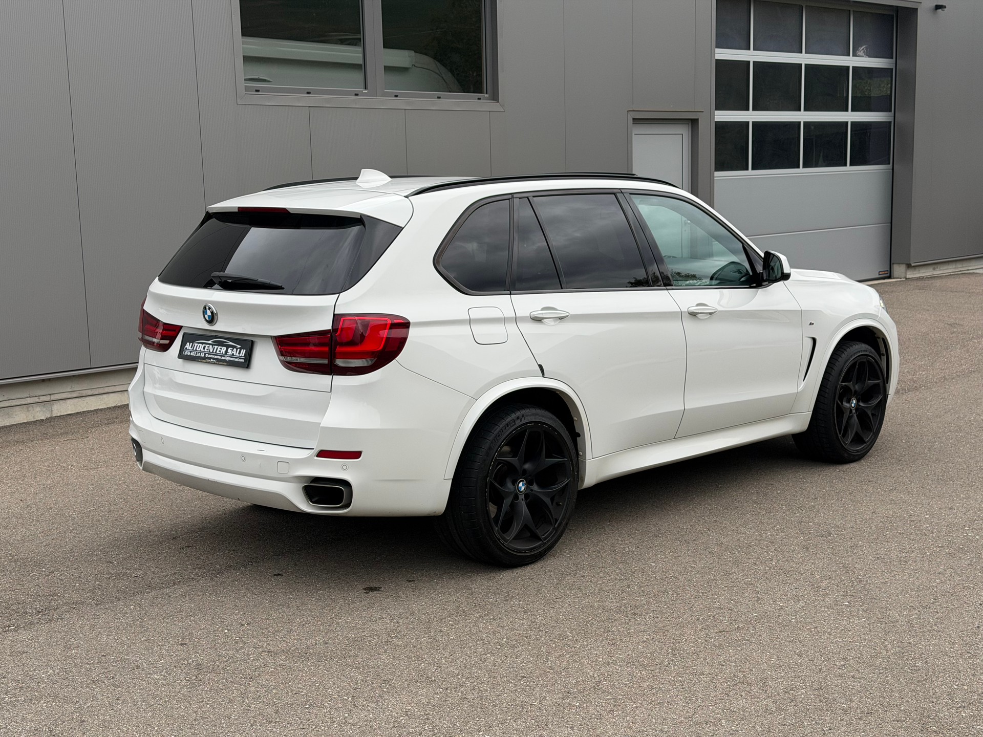 BMW X5 xDrive 40d Steptronic-image-3