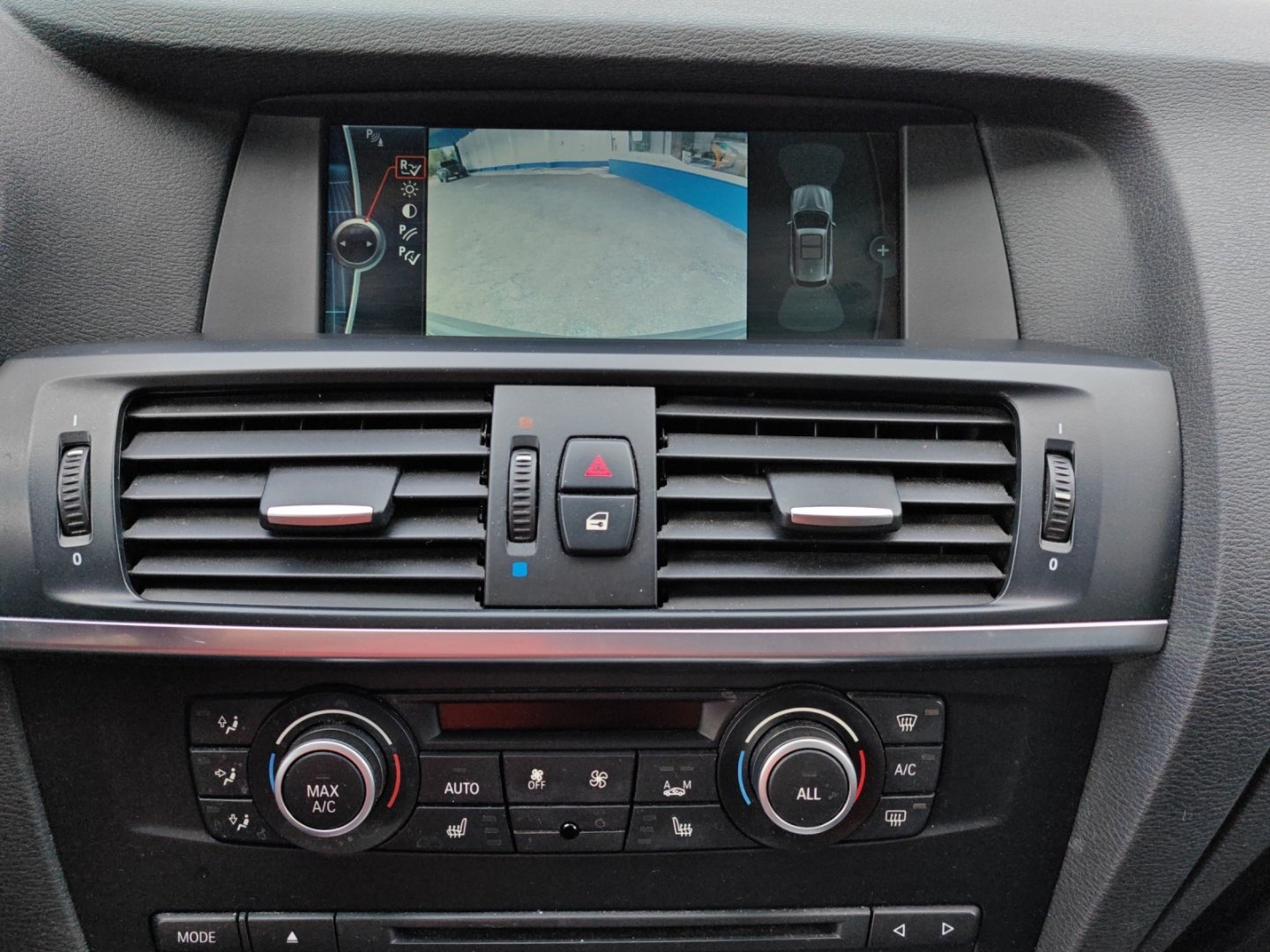 BMW X3 xDrive 30d Steptronic - 4x4, 258 ch, carrosserie abîmée, expertisé-image-16
