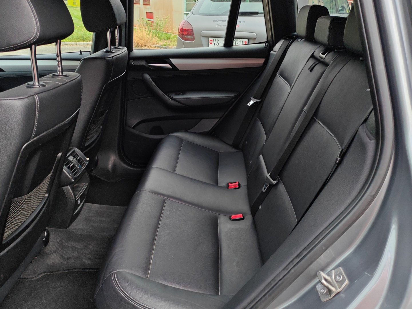 BMW X3 xDrive 30d Steptronic - 4x4, 258 ch, carrosserie abîmée, expertisé-image-11