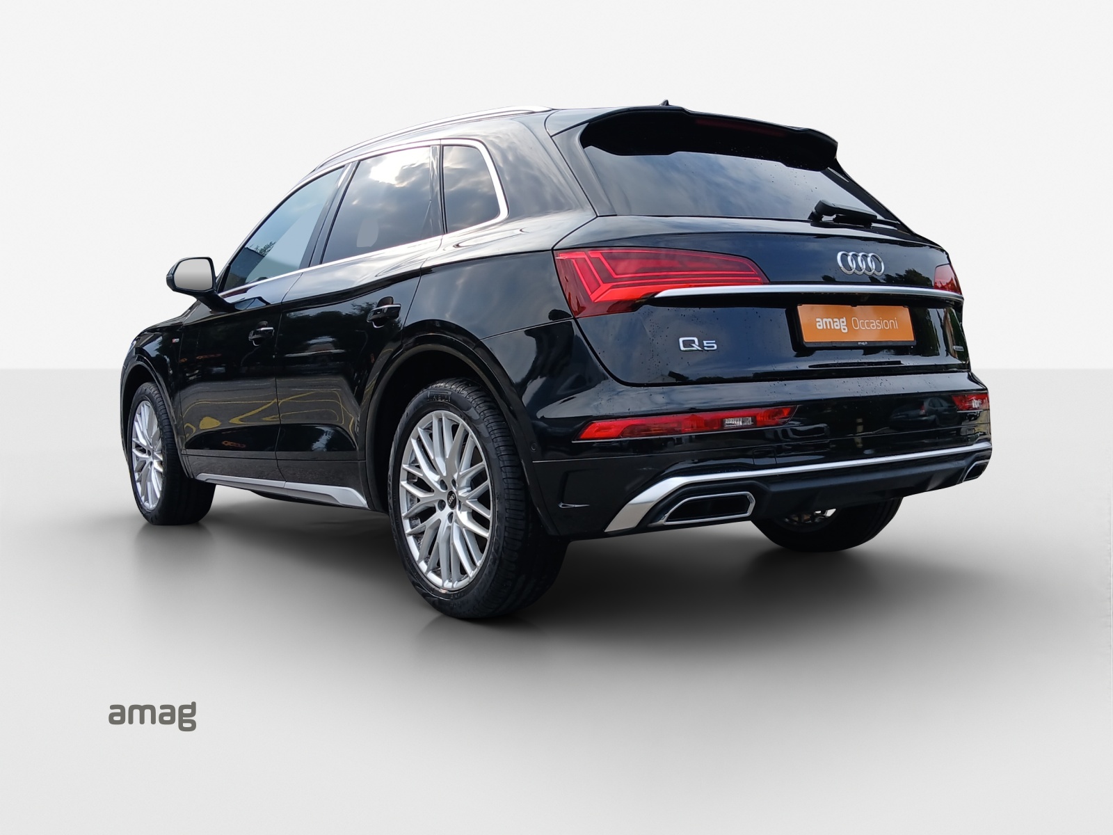 AUDI Q5 40 TFSI S line quattro S-tronic-showroom-element-2