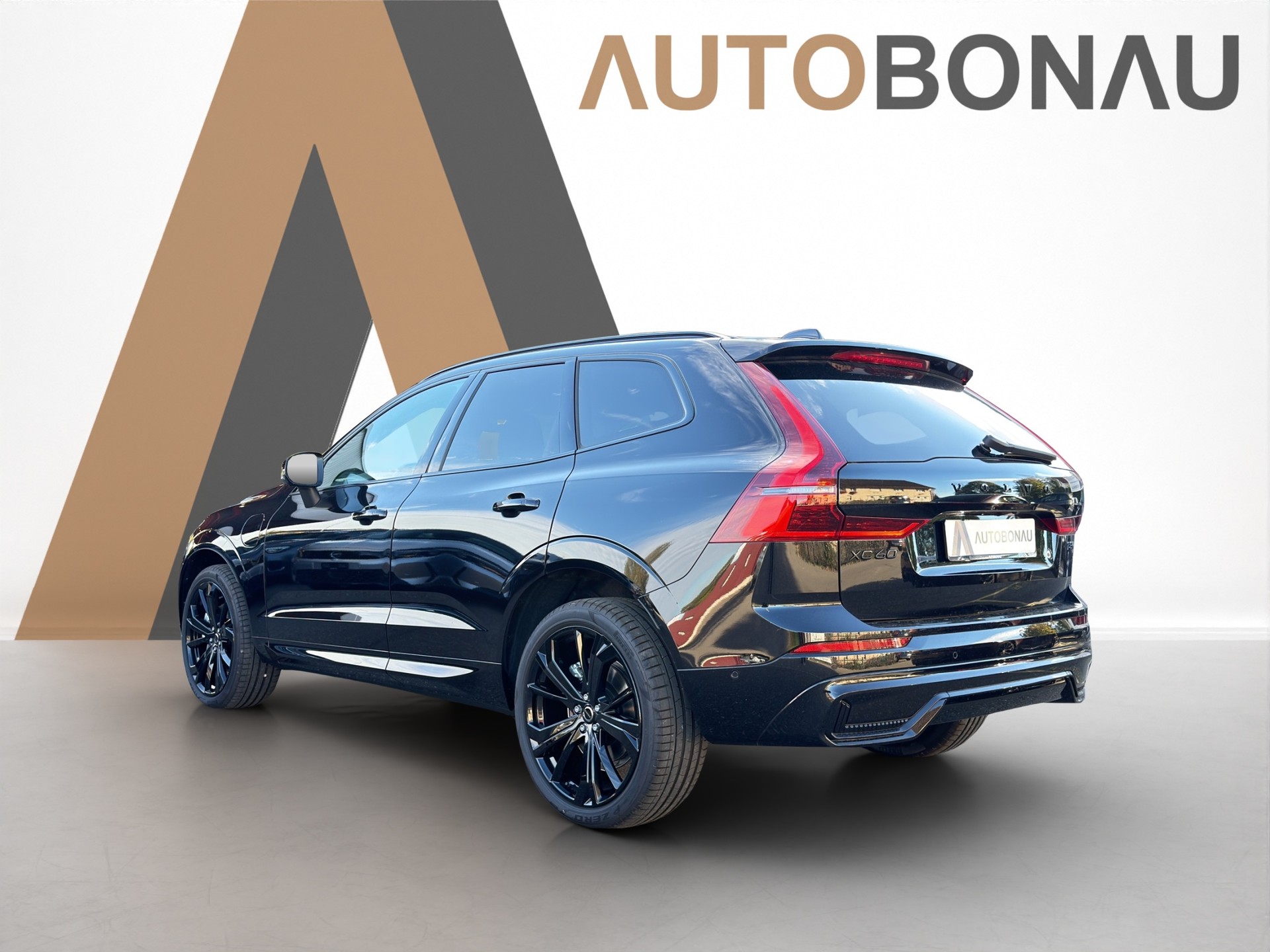 VOLVO XC60 2.0 T8 TE Black Edition eAWD-showroom-element-2