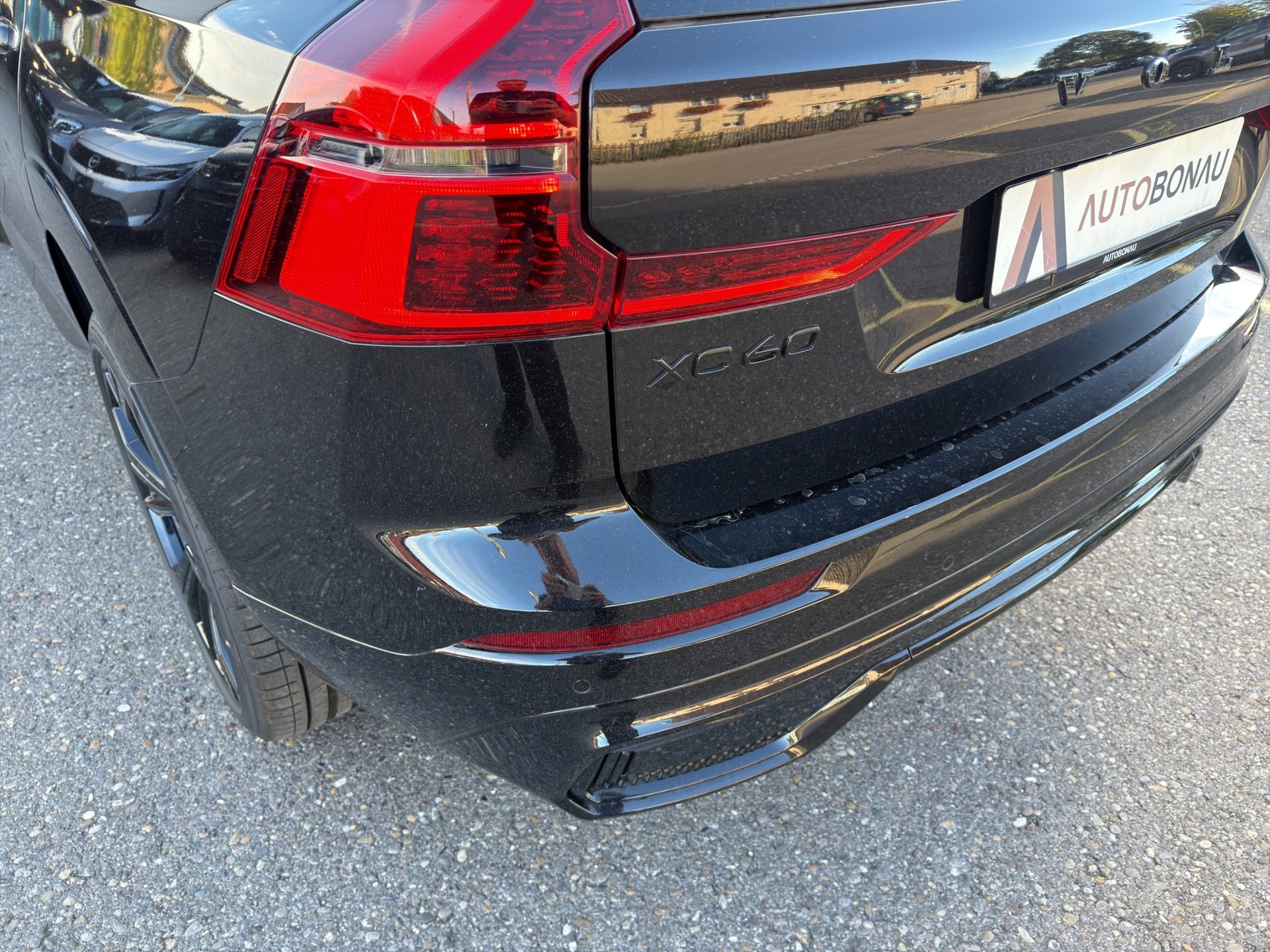VOLVO XC60 2.0 T8 TE Black Edition eAWD-image-36