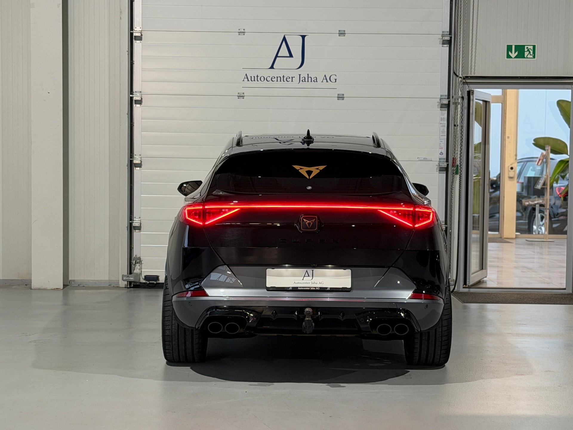 CUPRA Formentor 2.0TSI VZ 4Drive DSG / AHK 1.8T / Concaver 20''-image-17