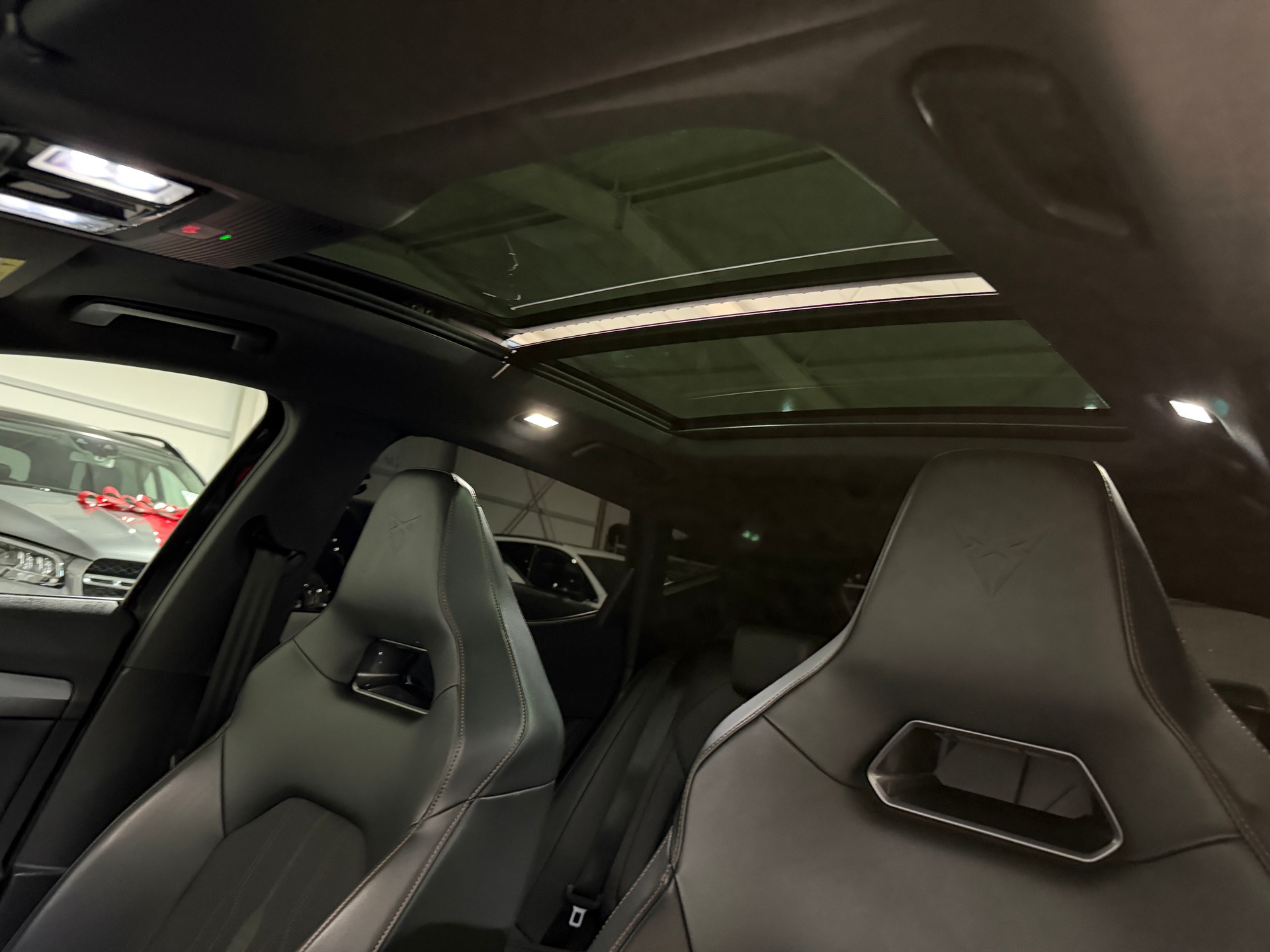 CUPRA Formentor 2.0TSI VZ 4Drive DSG / AHK 1.8T / Concaver 20''-image-13