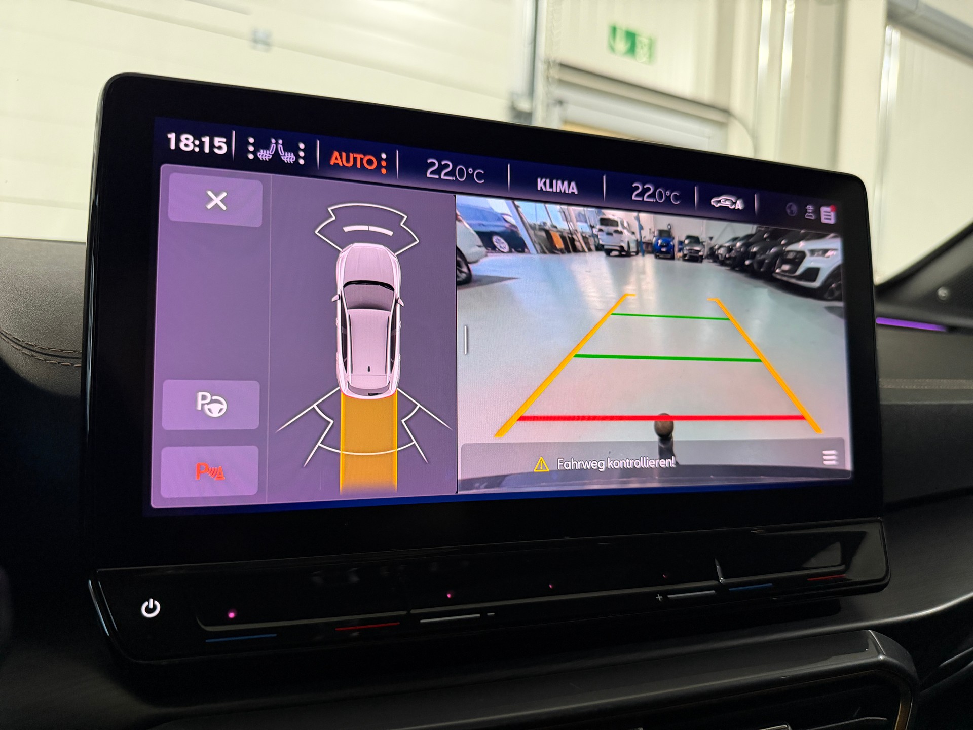 CUPRA Formentor 2.0TSI VZ 4Drive DSG / AHK 1.8T / Concaver 20''-image-8