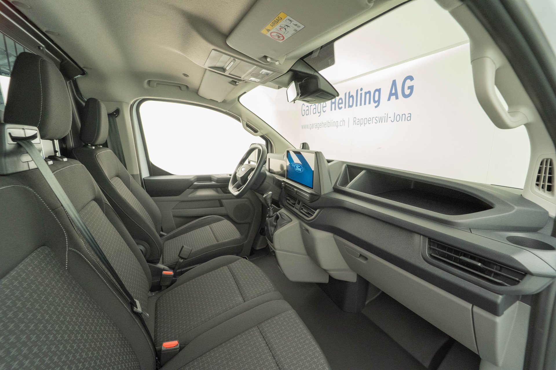 FORD Transit C Van 320 L1 2.0 EcoBlue 136 Trend-image-8