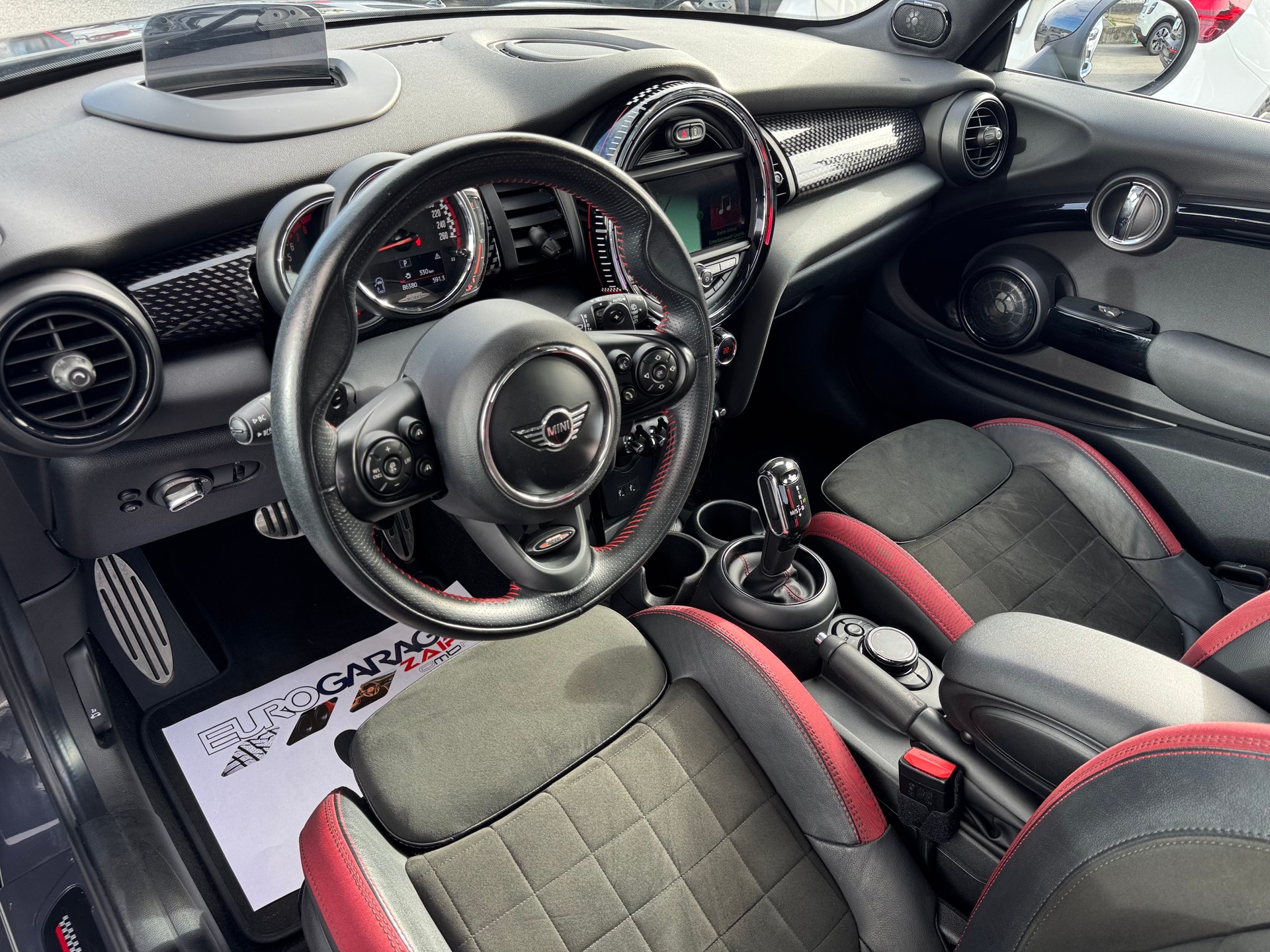 MINI Cooper John Cooper Works Steptronic-image-2