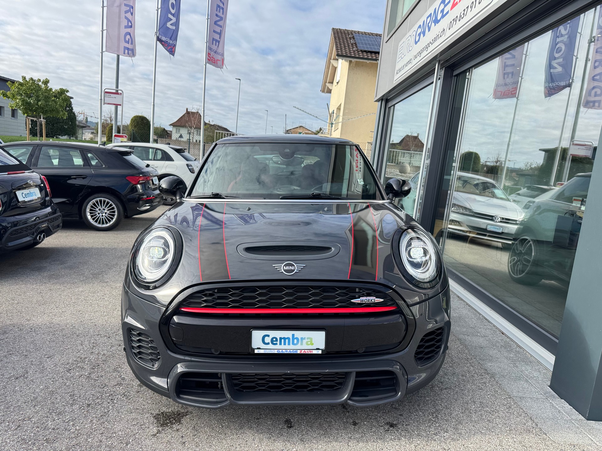 MINI Cooper John Cooper Works Steptronic-image-9