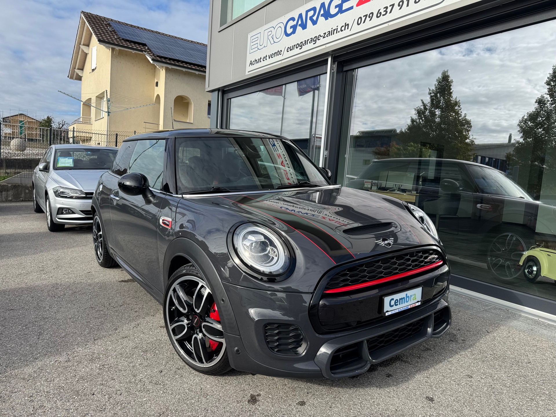 MINI Cooper John Cooper Works Steptronic-image-0