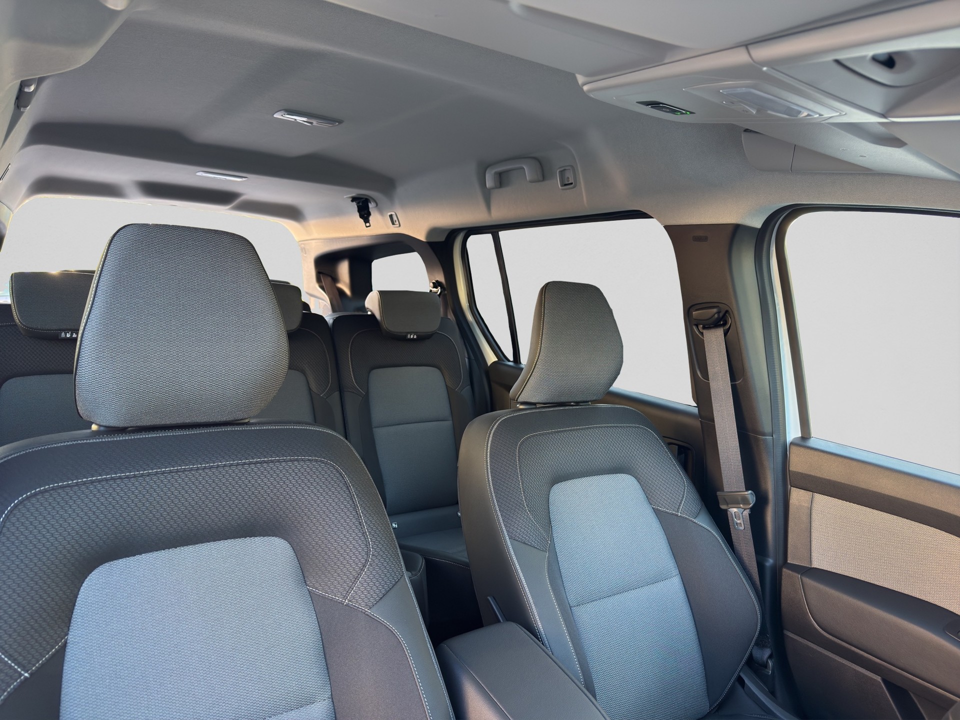 RENAULT Grand Kangoo 1.3 TCe 130 PF Techno EDC-image-16