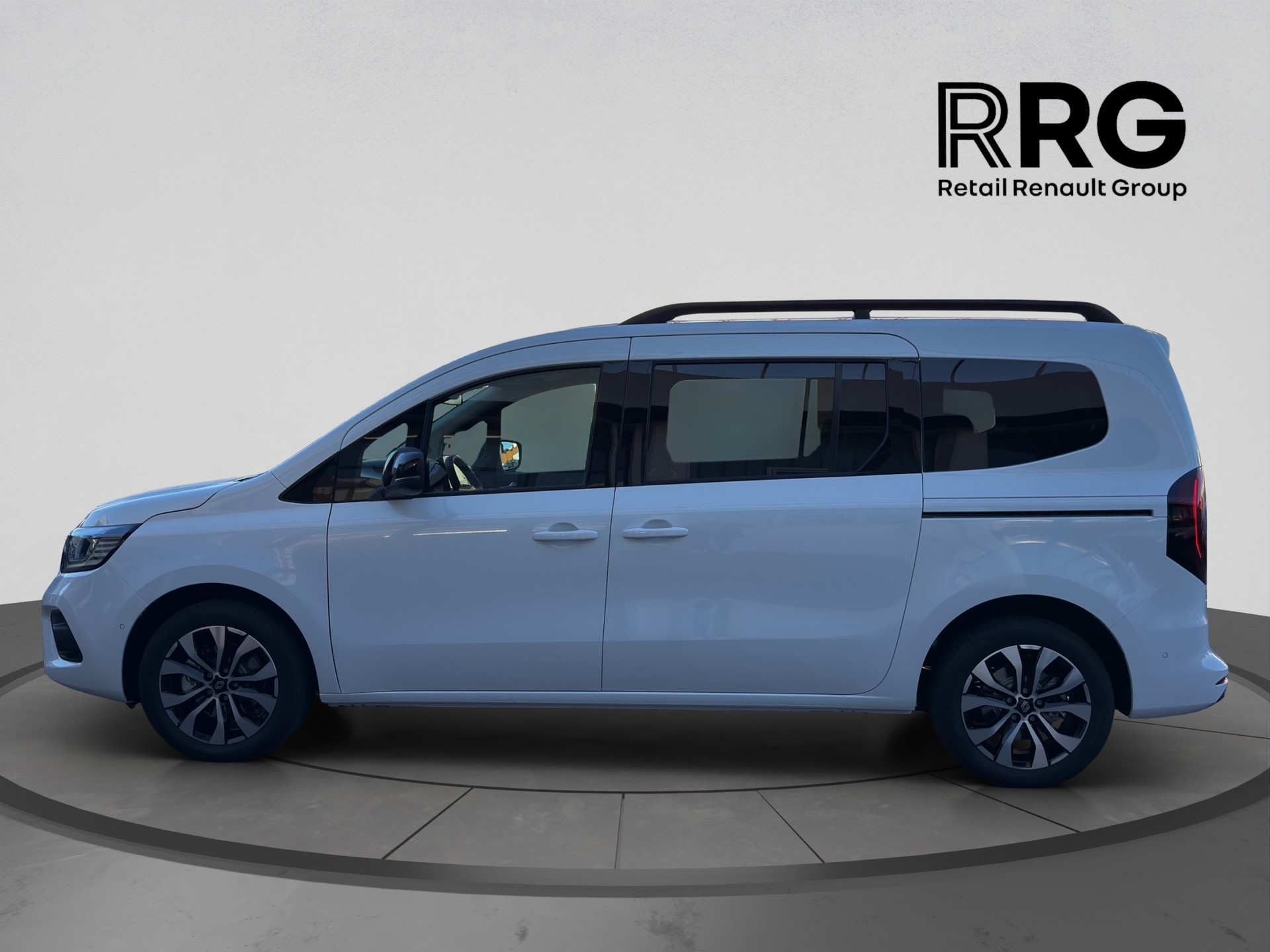 RENAULT Grand Kangoo 1.3 TCe 130 PF Techno EDC-image-5