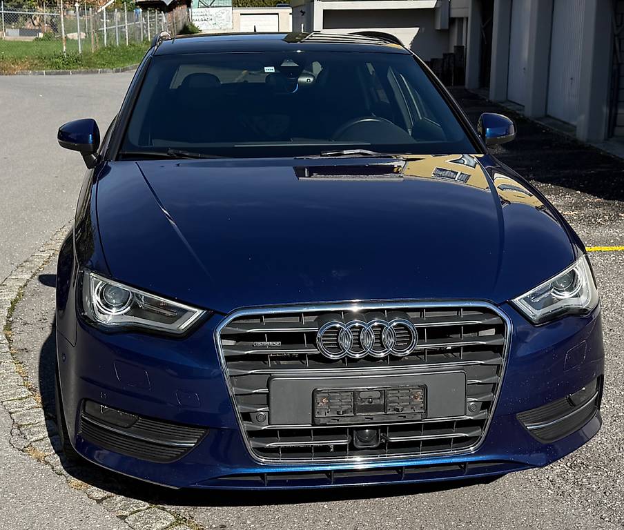 AUDI A3 Sportback 2.0 TDI Attraction quattro S-tronic-image-1