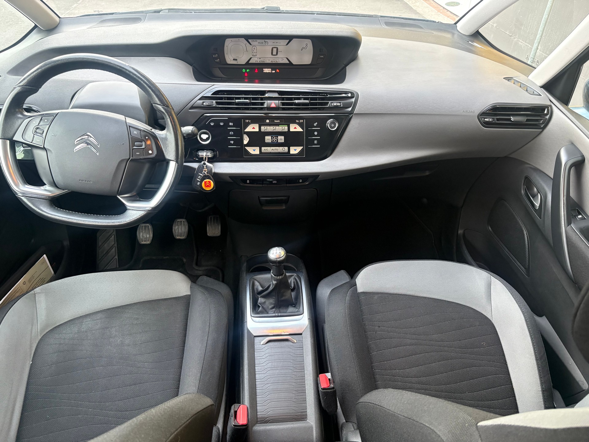 CITROEN Grand C4 Picasso 1.6i 16V Séduction-image-10