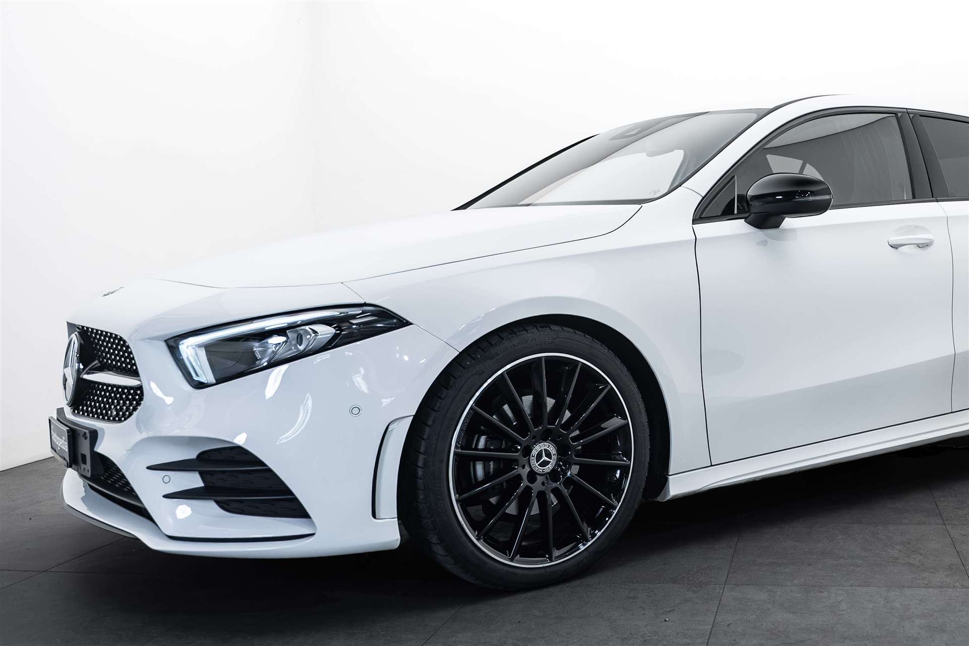 MERCEDES-BENZ MERCEDES-BENZ A 200 AMG Line 7G-DCT-image-1