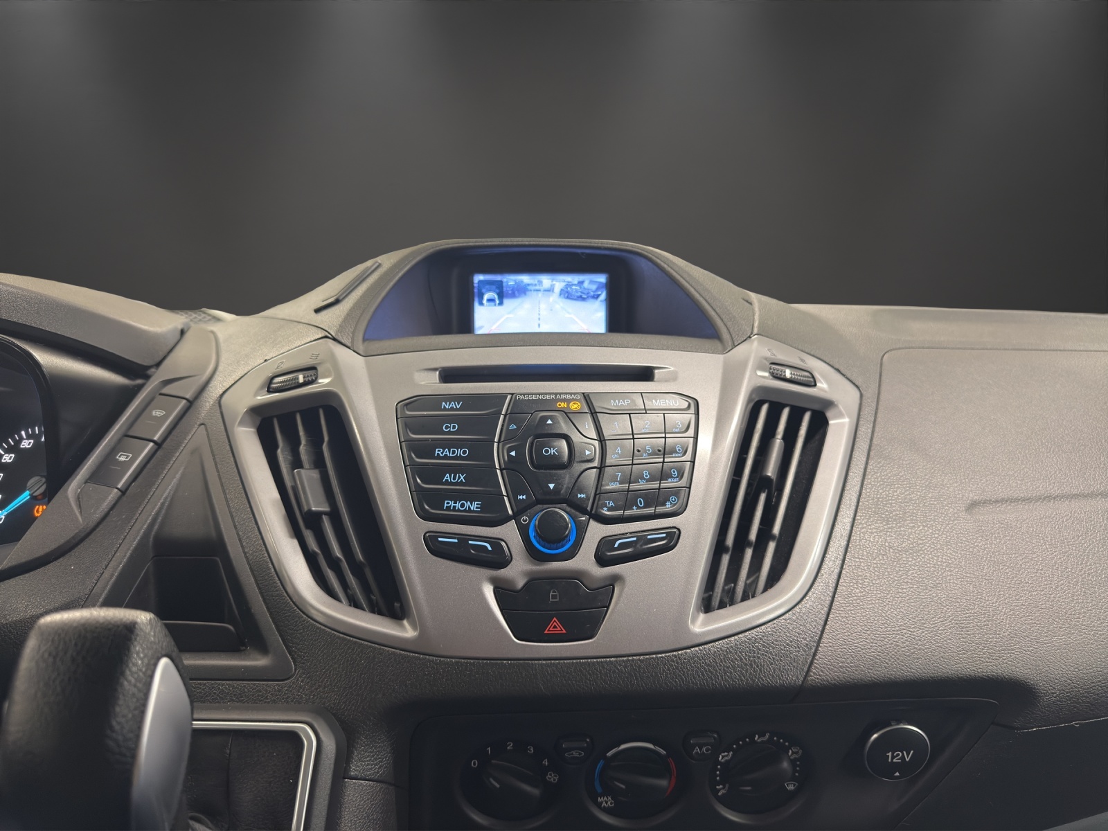 FORD Transit Custom 310 L1H1 Trend SelectShift A-image-11