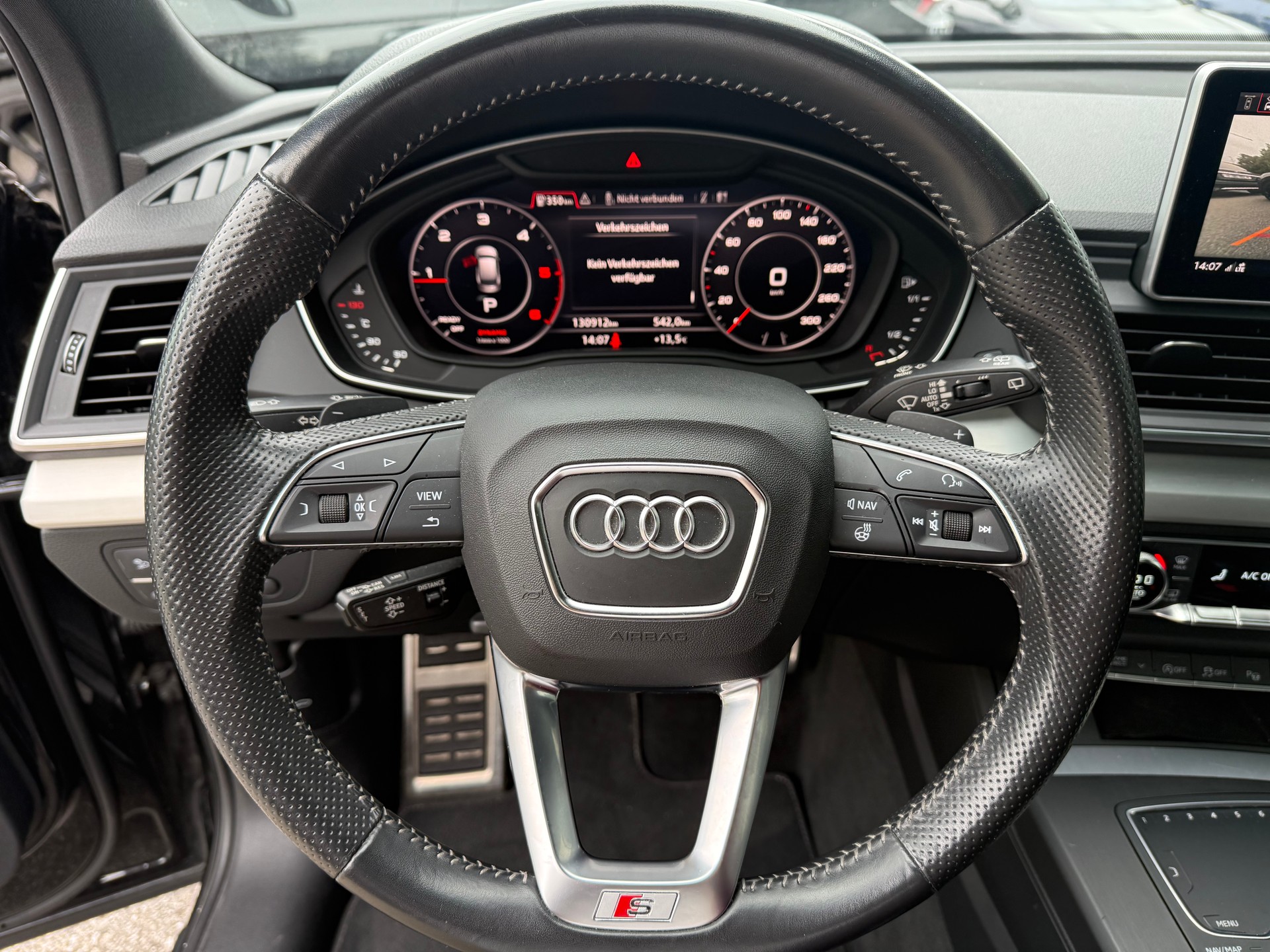 AUDI Q5 40 TDI sport quattro S-tronic-image-10