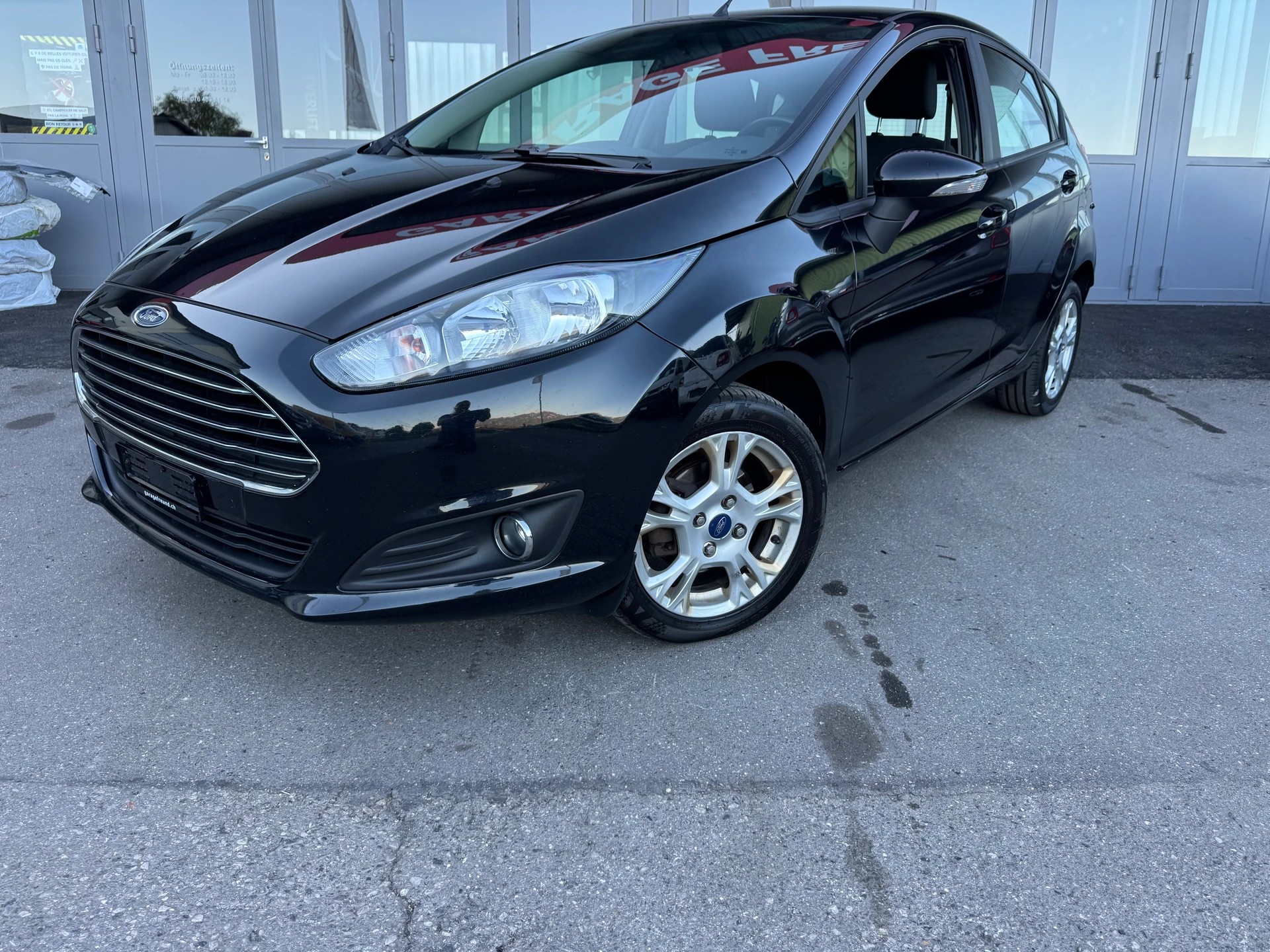 Car photo
