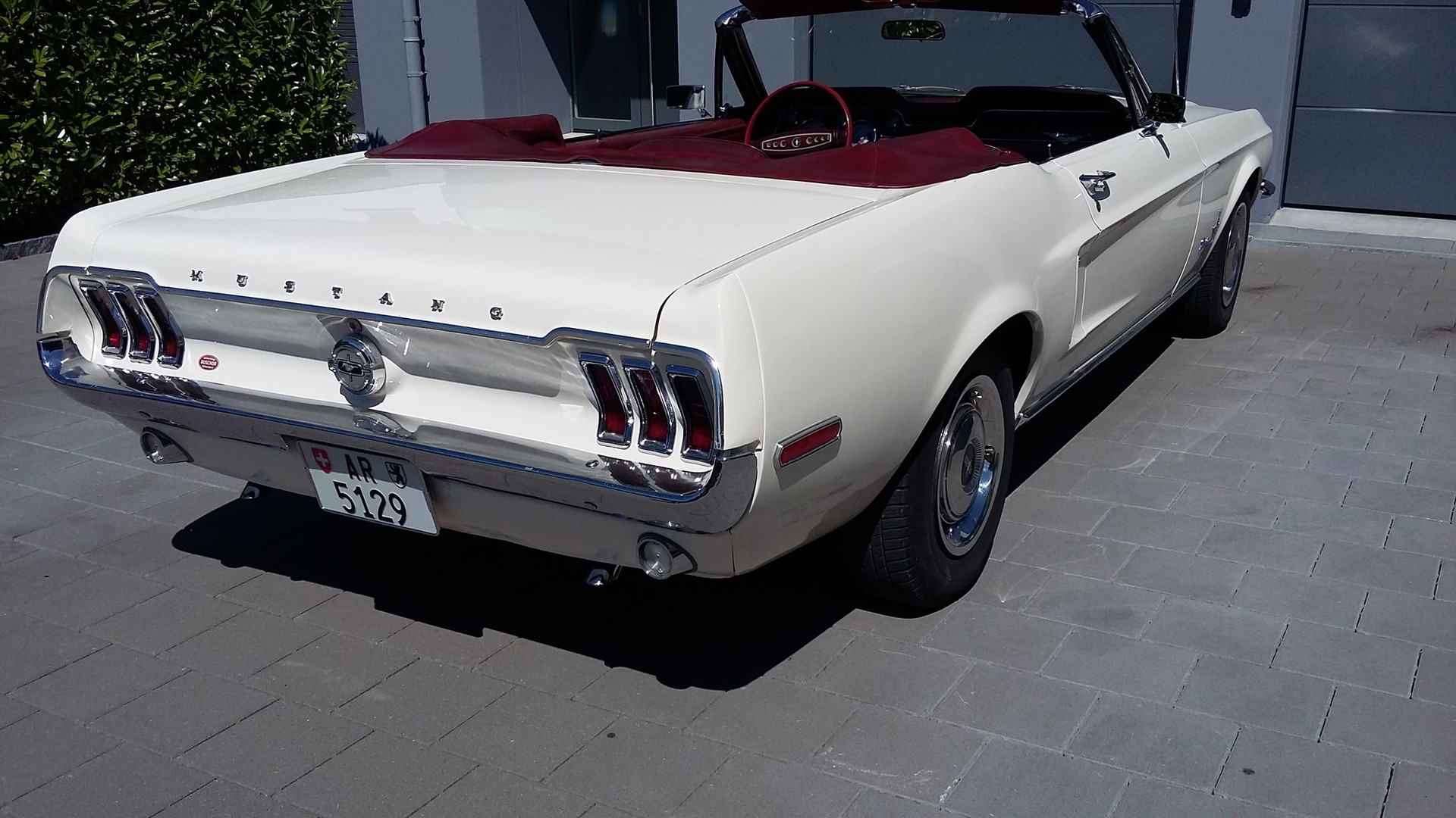FORD MUSTANG 302-image-8