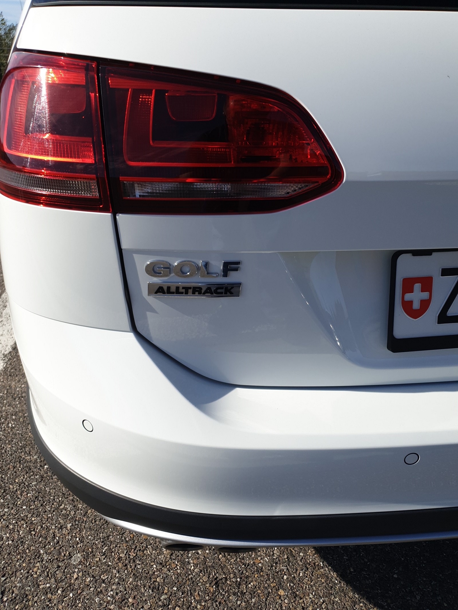 VW Golf 2.0 TDI Alltrack 4Motion-image-4
