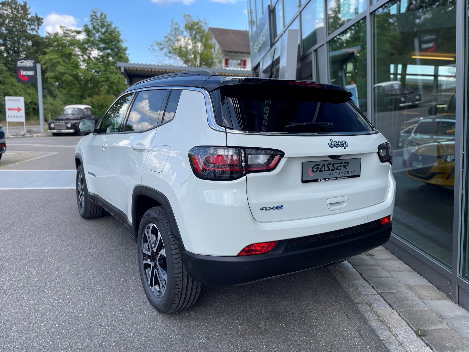 JEEP Compass 1.3 T PHEV Swiss Limited Plus AWD-image-2