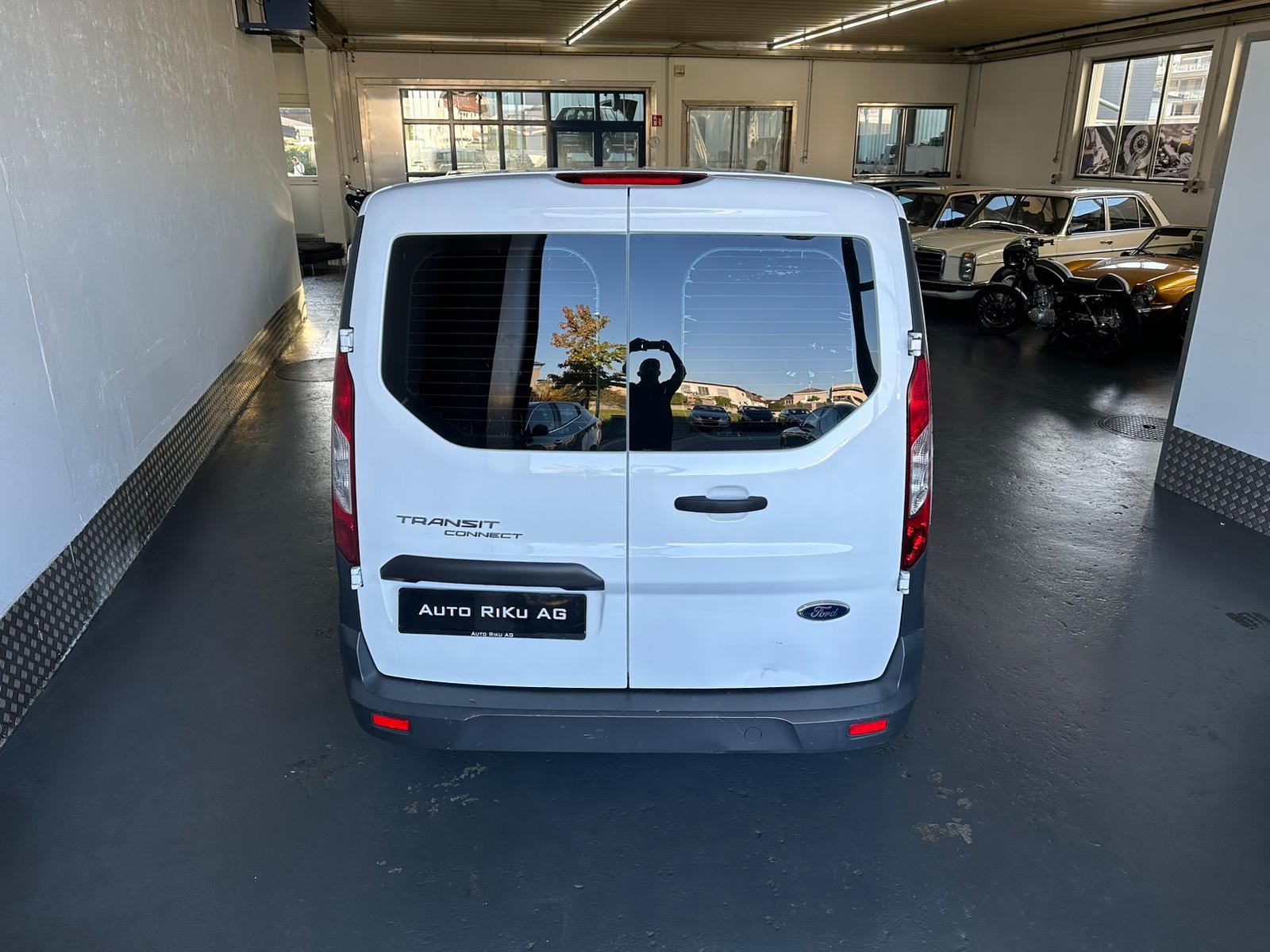 FORD Transit Connect Van T220 1.6 TDCi Trend-image-8