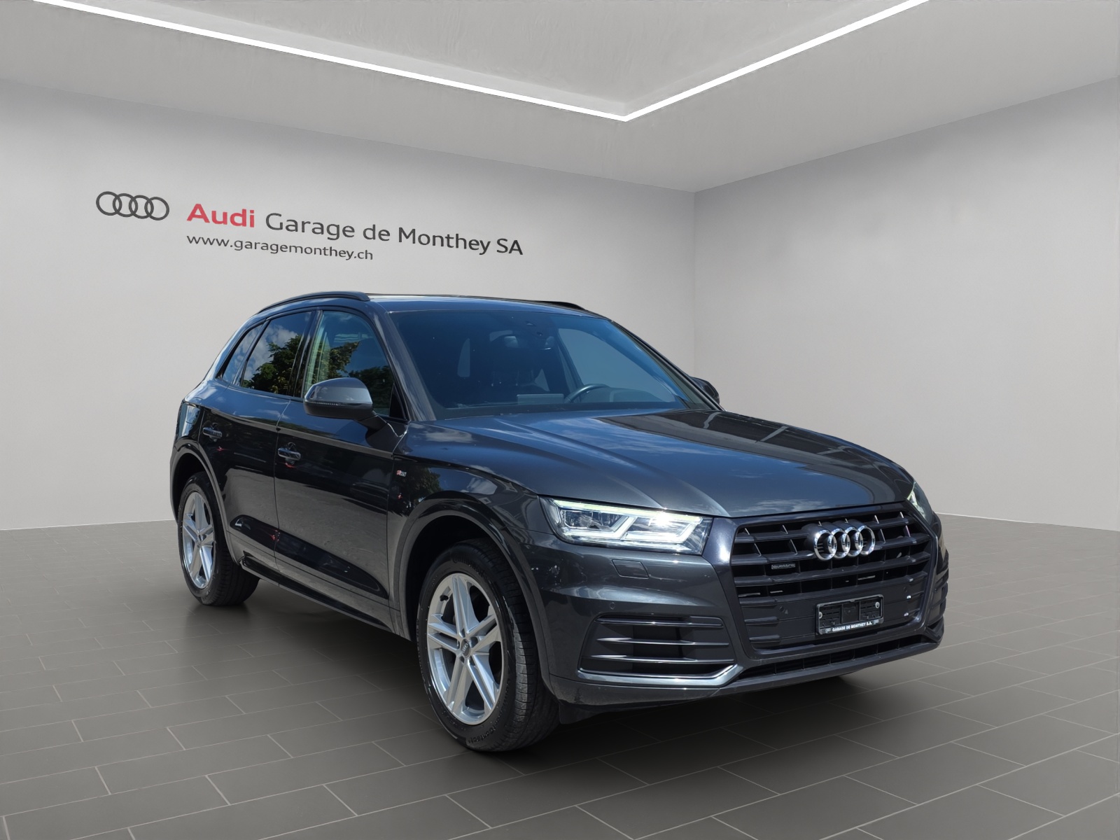 AUDI Q5 45 TFSI sport quattro S-tronic-image-2