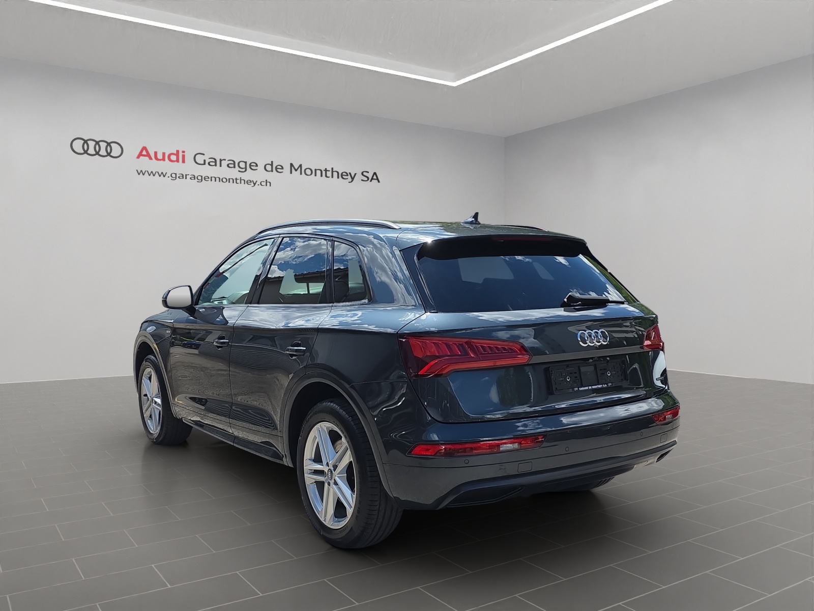 AUDI Q5 45 TFSI sport quattro S-tronic-image-5